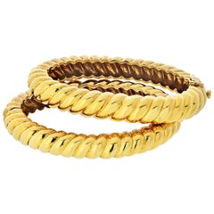 David Webb Yellow Gold Twisted Rope Hinged Bangle Bracelets