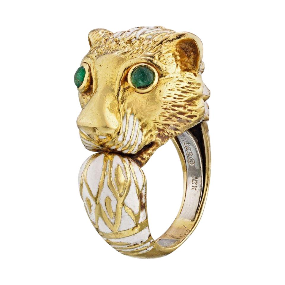 David Webb Yellow Gold White Enamel Green Emerald Eyes Lion Head Vintage Ring