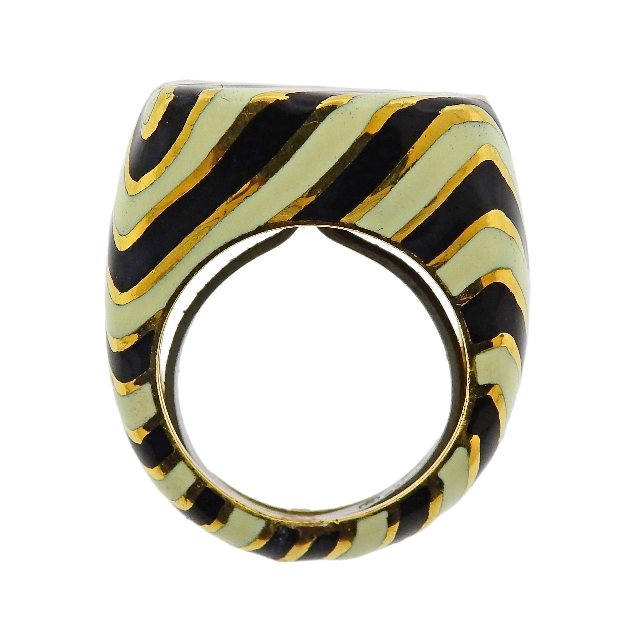 Women's David Webb Zebra Enamel Gold Ring For Sale