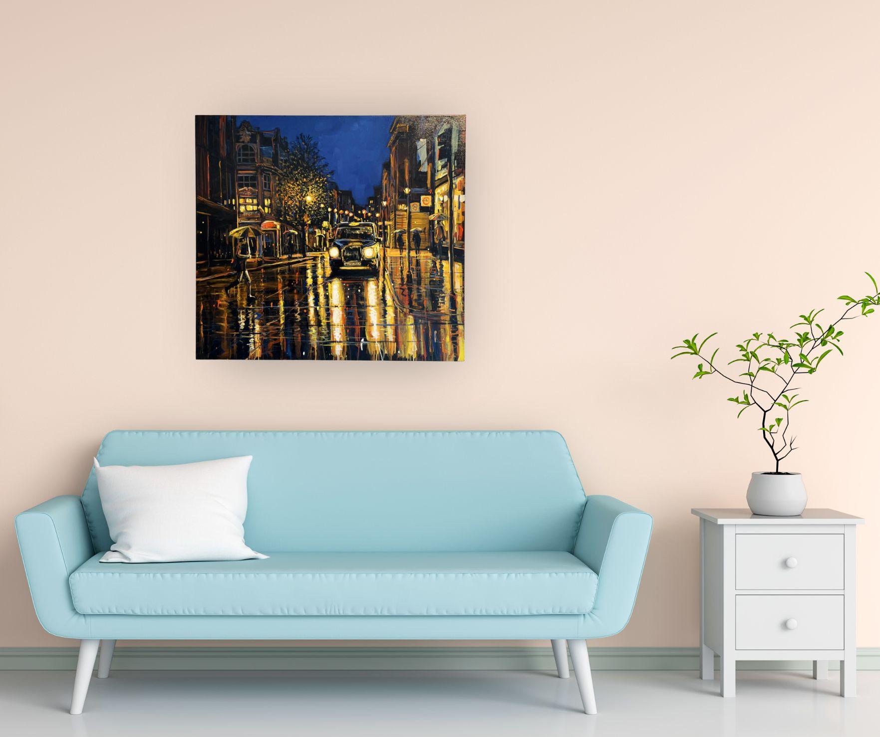Esta excepcional obra de arte está actualmente expuesta y a la venta en la Galería de Arte Contemporáneo Signet y en Internet.

Entra en el evocador mundo del encanto urbano con 