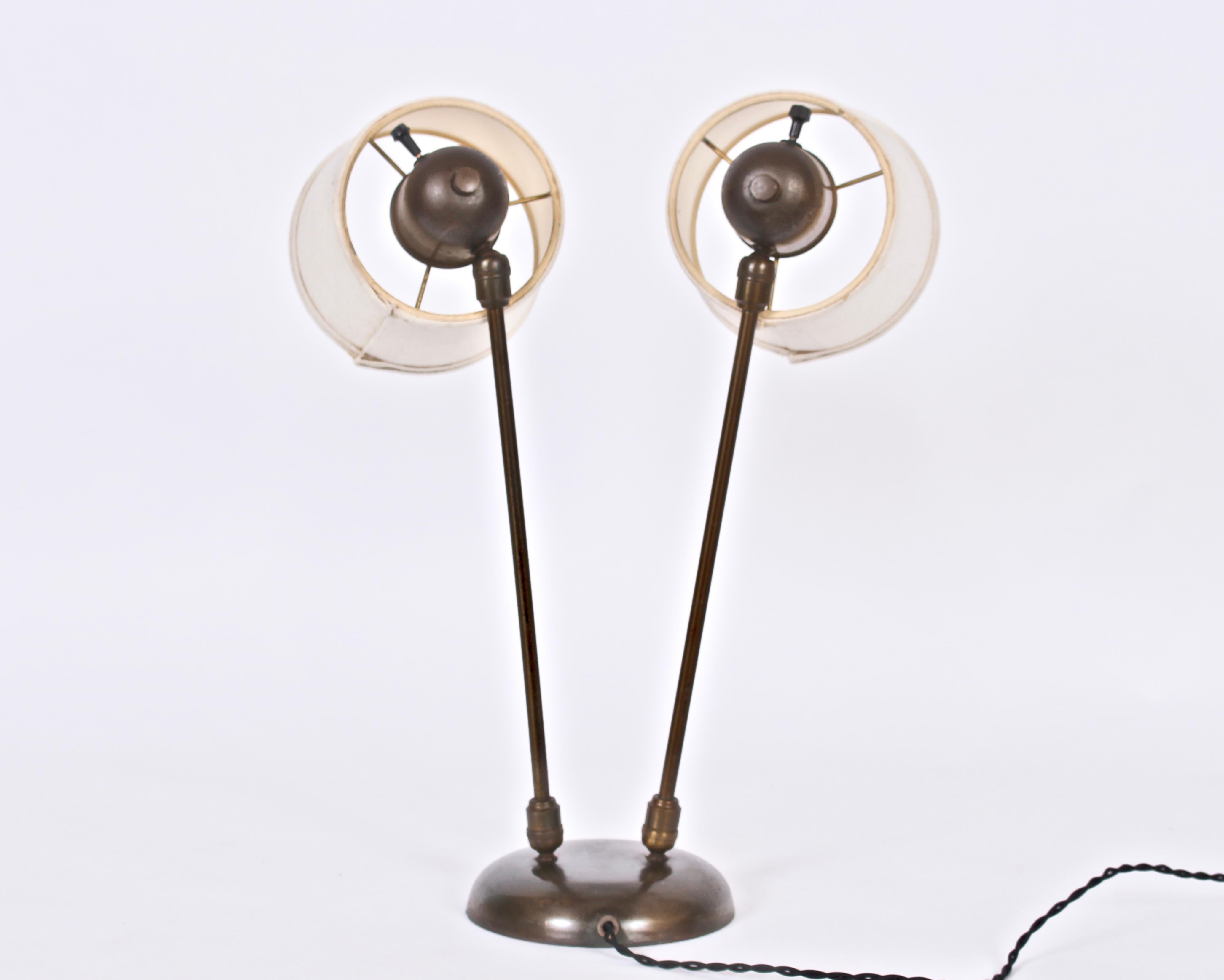 Modern David Wurster Double Head Brass Desk Lamp with Barrel Shades, C. 1950 For Sale