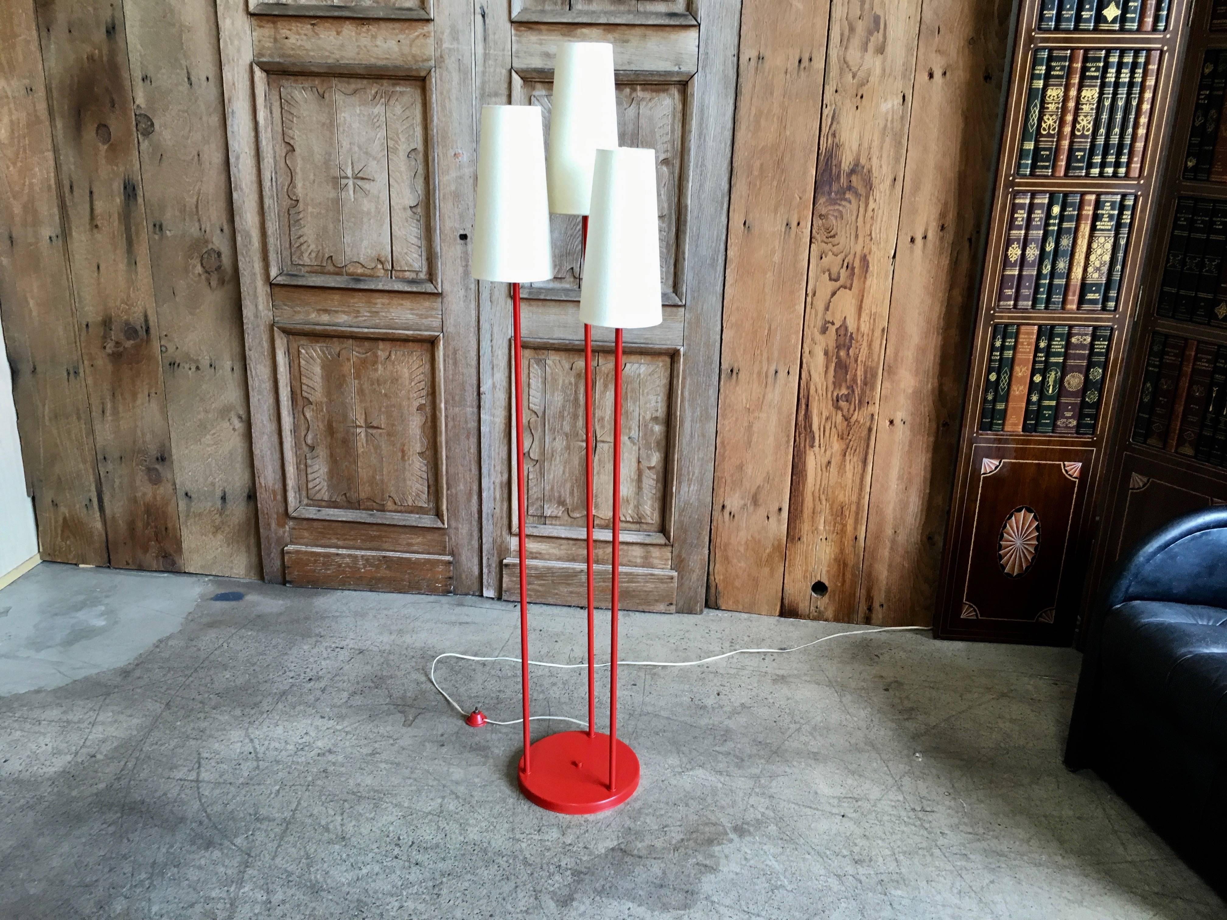 Very rare in the red color 1950s triple shade floor lamp designed by David Wurster for Raymor. The shades are new linen.