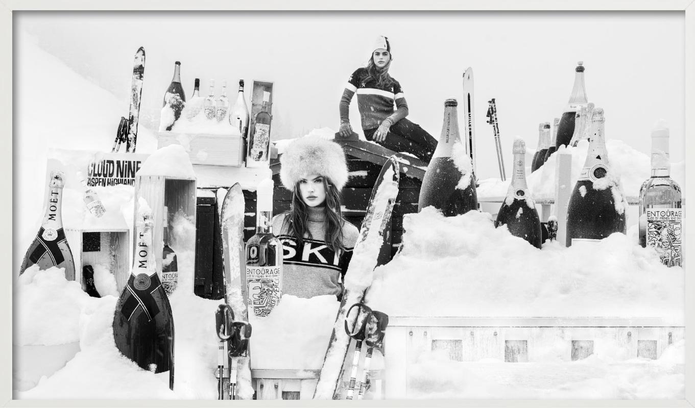Cloud 9, Aspen - Aprés Ski con champán en la nieve, Fotografía artística, 2022 en venta 2