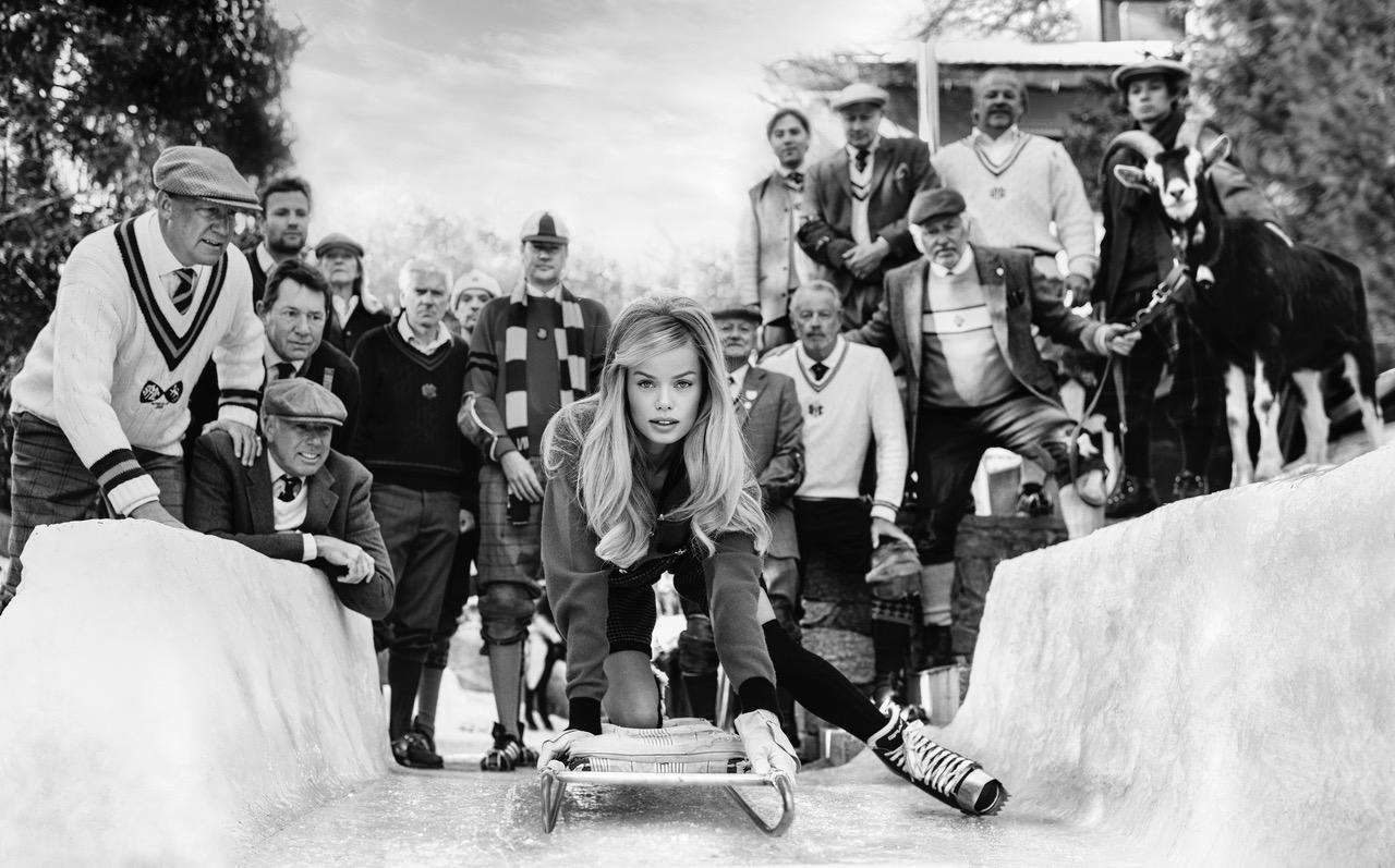 David Yarrow Black and White Photograph – Cresta