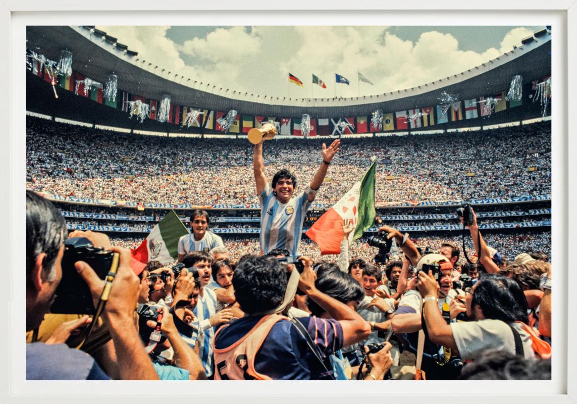 Diego Maradona - Celebration of Winning the World Cup, Fine Art Photography 1986 For Sale 4