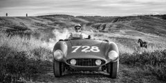 Italia (B&W) von David Yarrow - 1955 Ferrari 121LM - Toskana, Italien