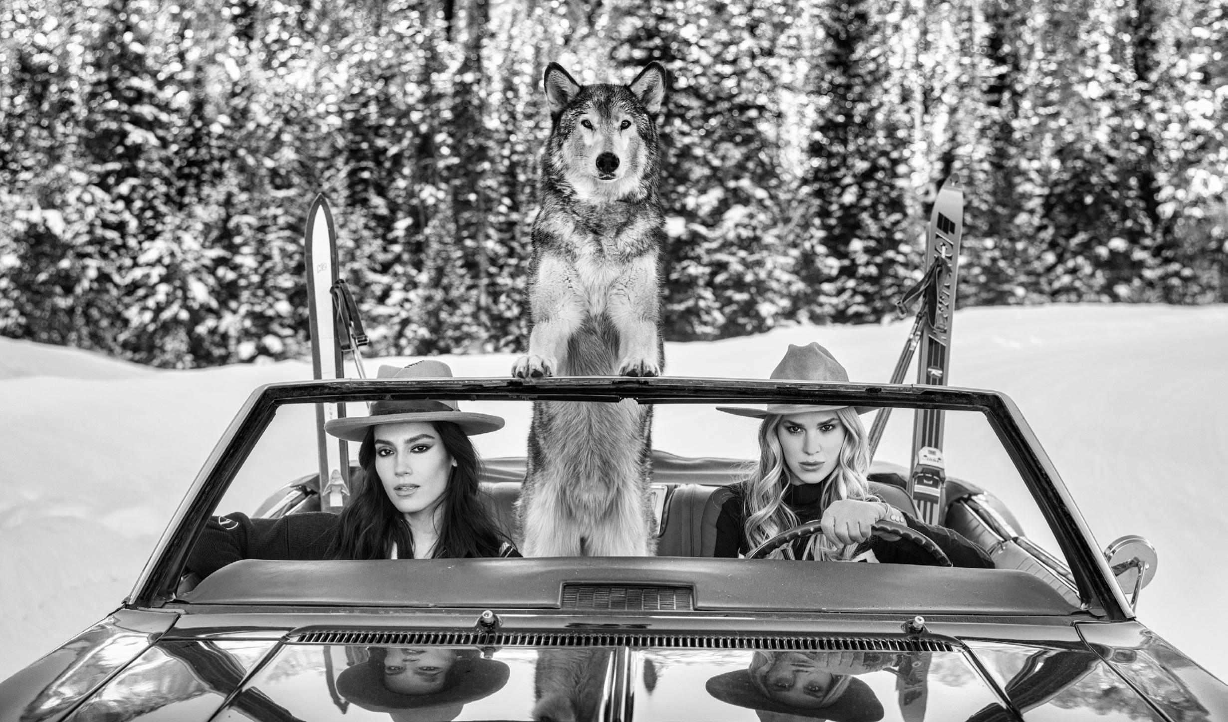 David Yarrow Black and White Photograph – Shangri-La