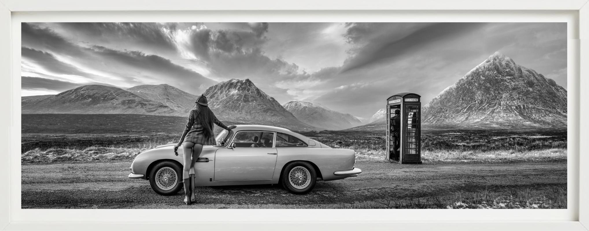 Skyfall in Schwarz-Weiß, Kunstfotografie 2025 im Angebot 2