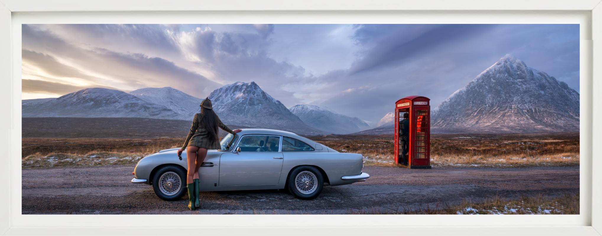 Skyfall in Farbe, Kunstfotografie 2025 im Angebot 1