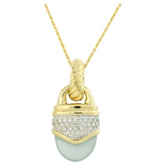 David Yurman, collier pendentif en or 18 carats avec diamants de 0,45 carat et calcédoine
