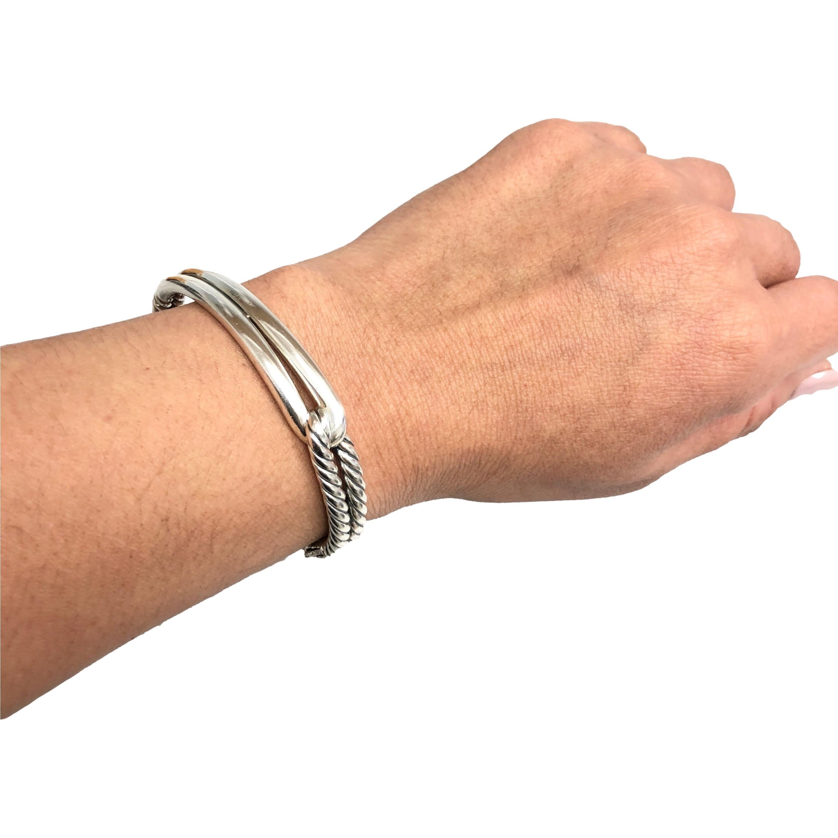 David Yurman 10mm Sterling Silver Labyrinth Single-Loop Bracelet Medium Size In Excellent Condition In New York, NY