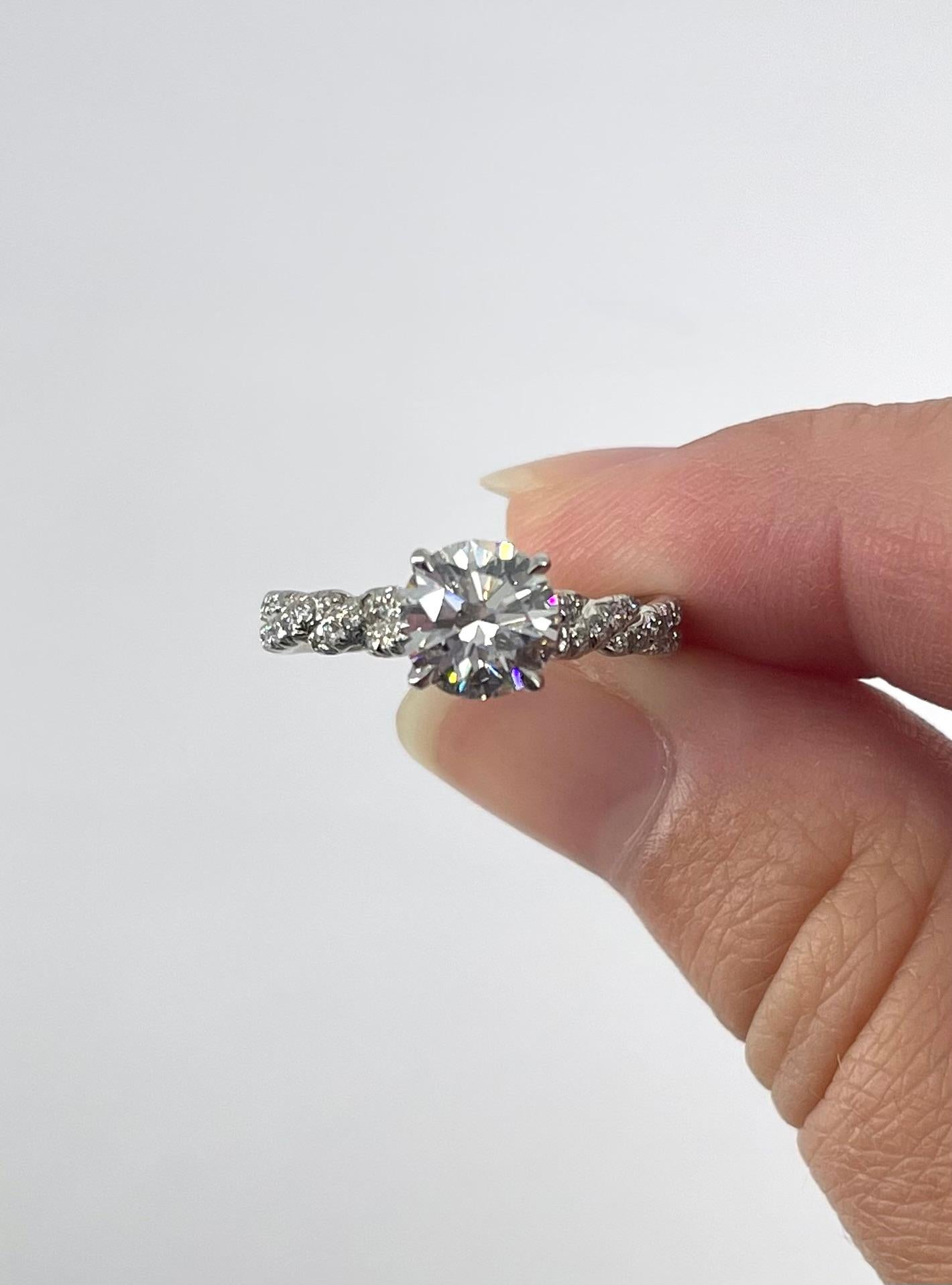 Wisteria Verlobungsring mit 1,28 Karat rundem Diamanten von David Yurman im Zustand „Hervorragend“ im Angebot in New York, NY