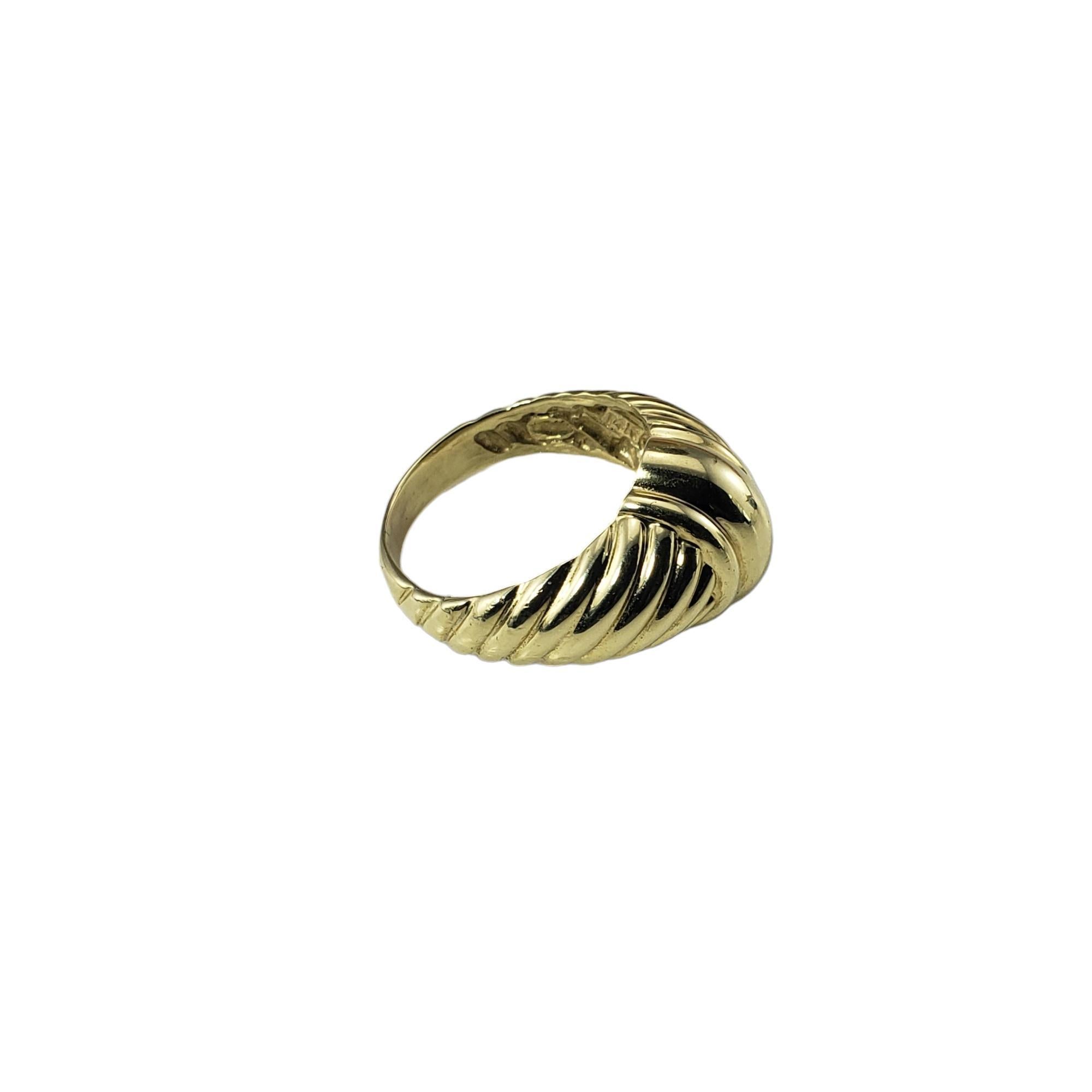 David Yurman 14 Karat Yellow Gold Metro Ring Size 8.75 #15721 In Good Condition In Washington Depot, CT