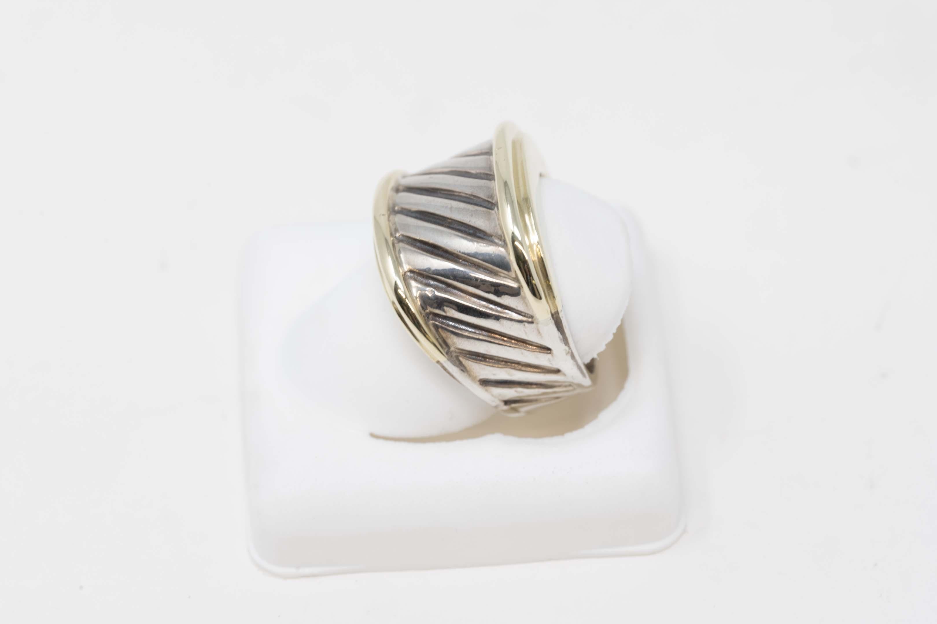 David Yurman 14k gold & silver thoroughbred cable cigar band ring. Marked on the inside, size 5.75, made in the USA circa 2000. 