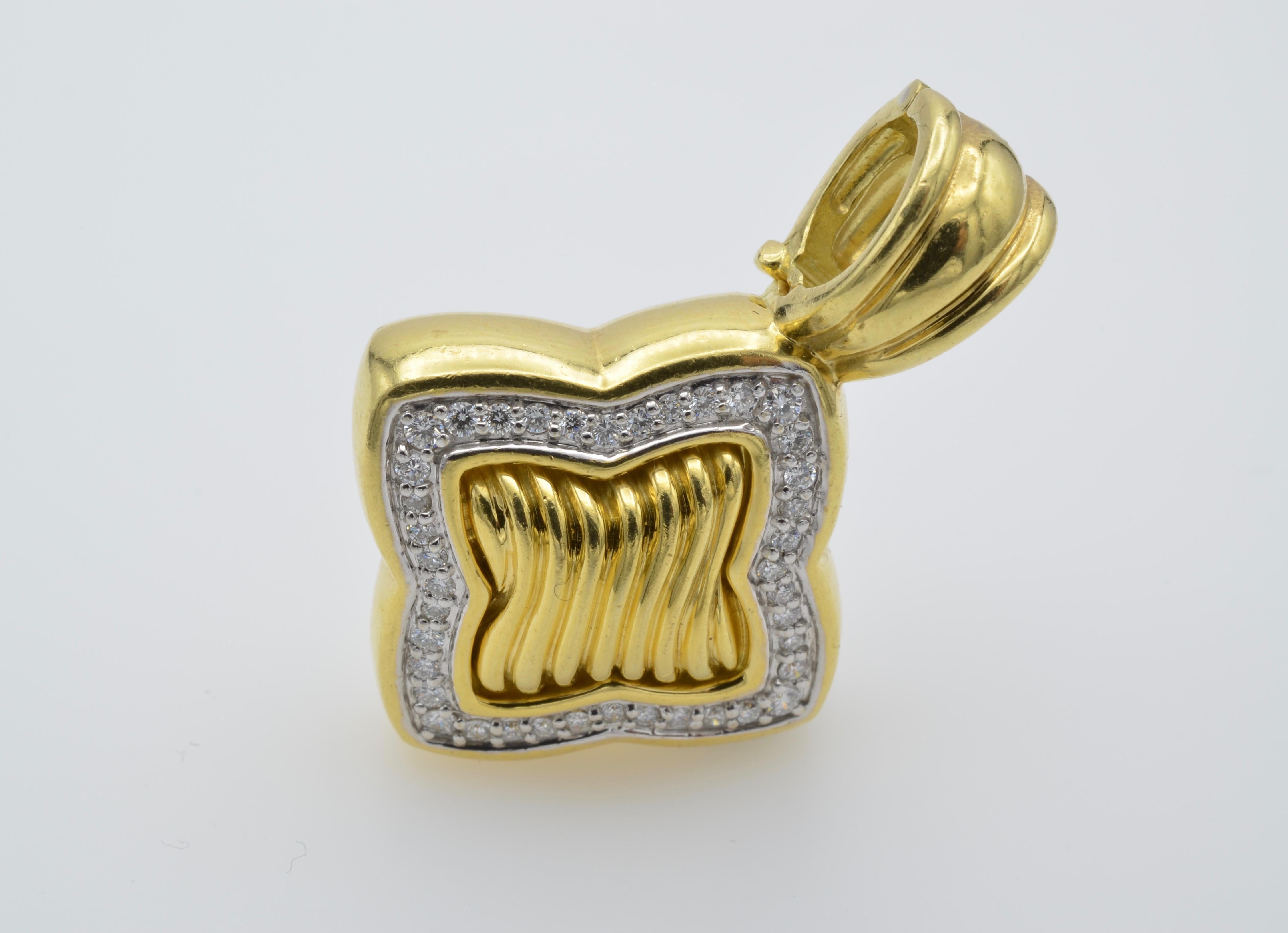 David Yurman 18 Karat Gold and Diamond Pendant 2