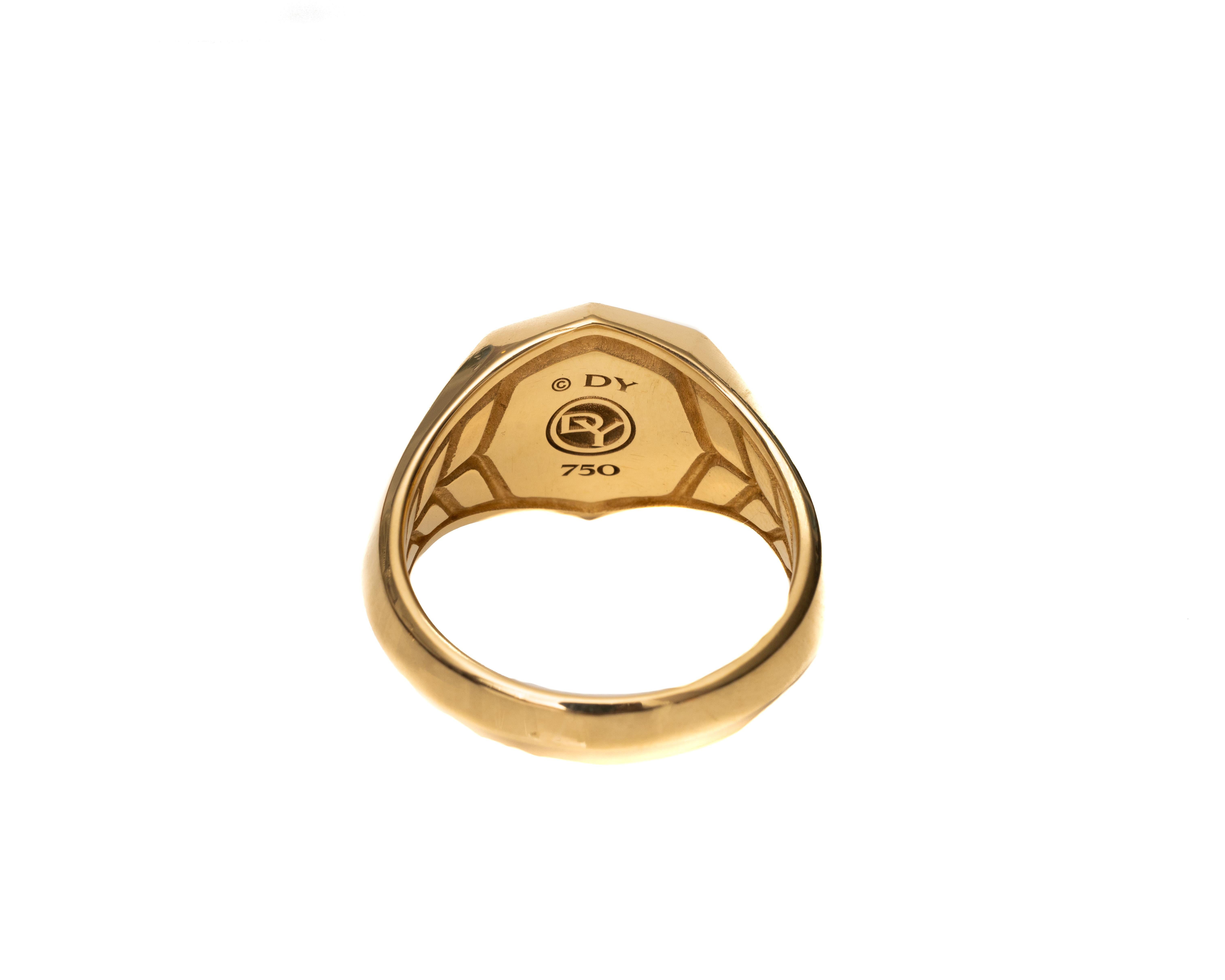 David Yurman 18 Karat Gold Ring In Excellent Condition In Atlanta, GA