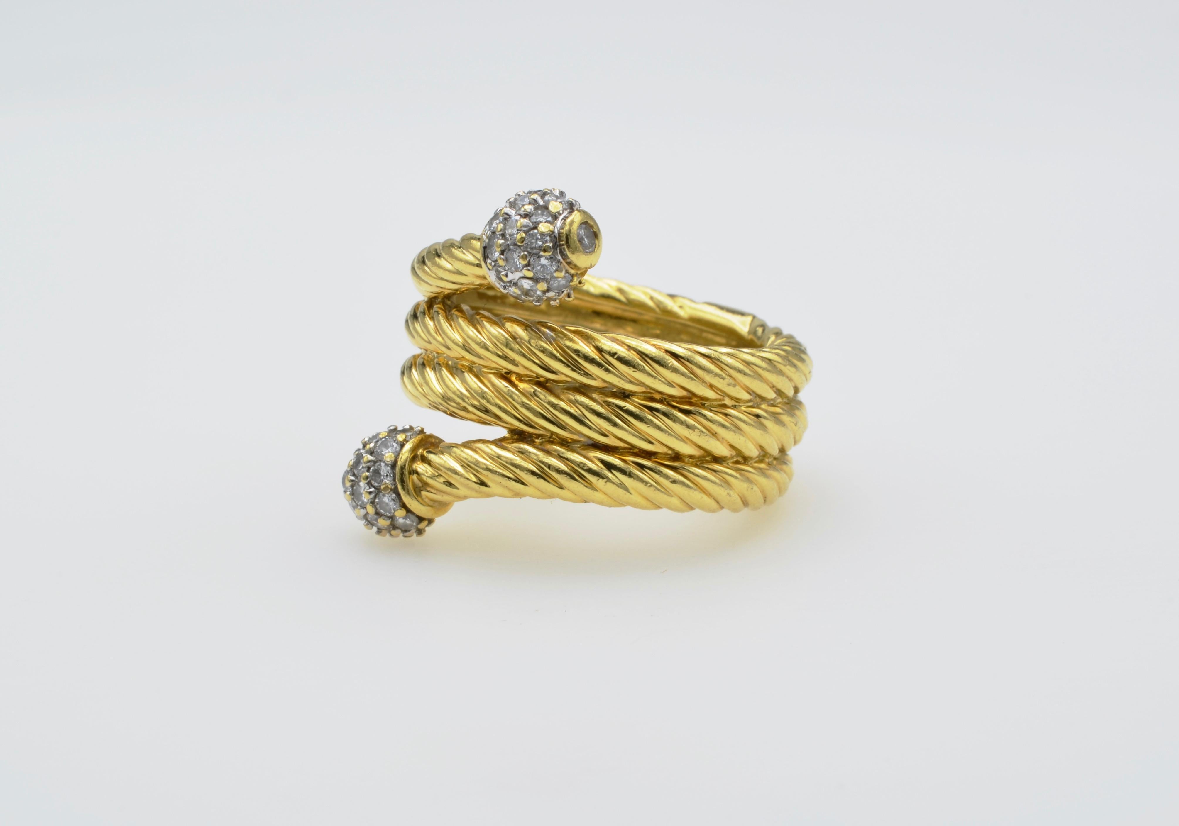 Modernist David Yurman 18 Karat Yellow Gold and Diamond Ring For Sale