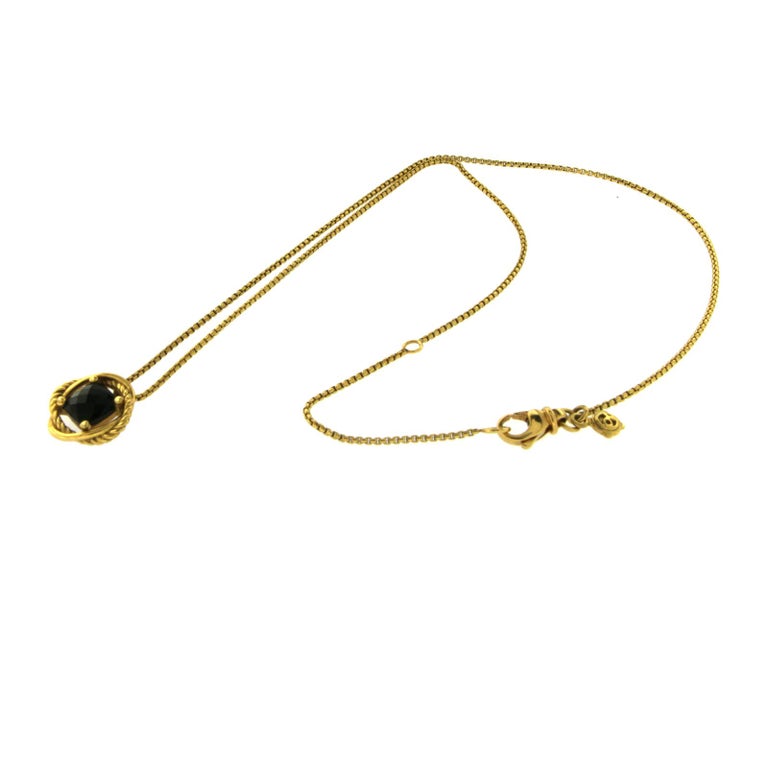 David Yurman 18 Karat Yellow Gold Black Onyx Infinity Necklace In Good Condition In Los Angeles, CA