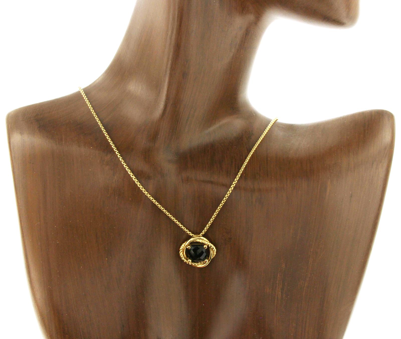 David Yurman 18 Karat Yellow Gold Black Onyx Infinity Necklace In Good Condition In Los Angeles, CA