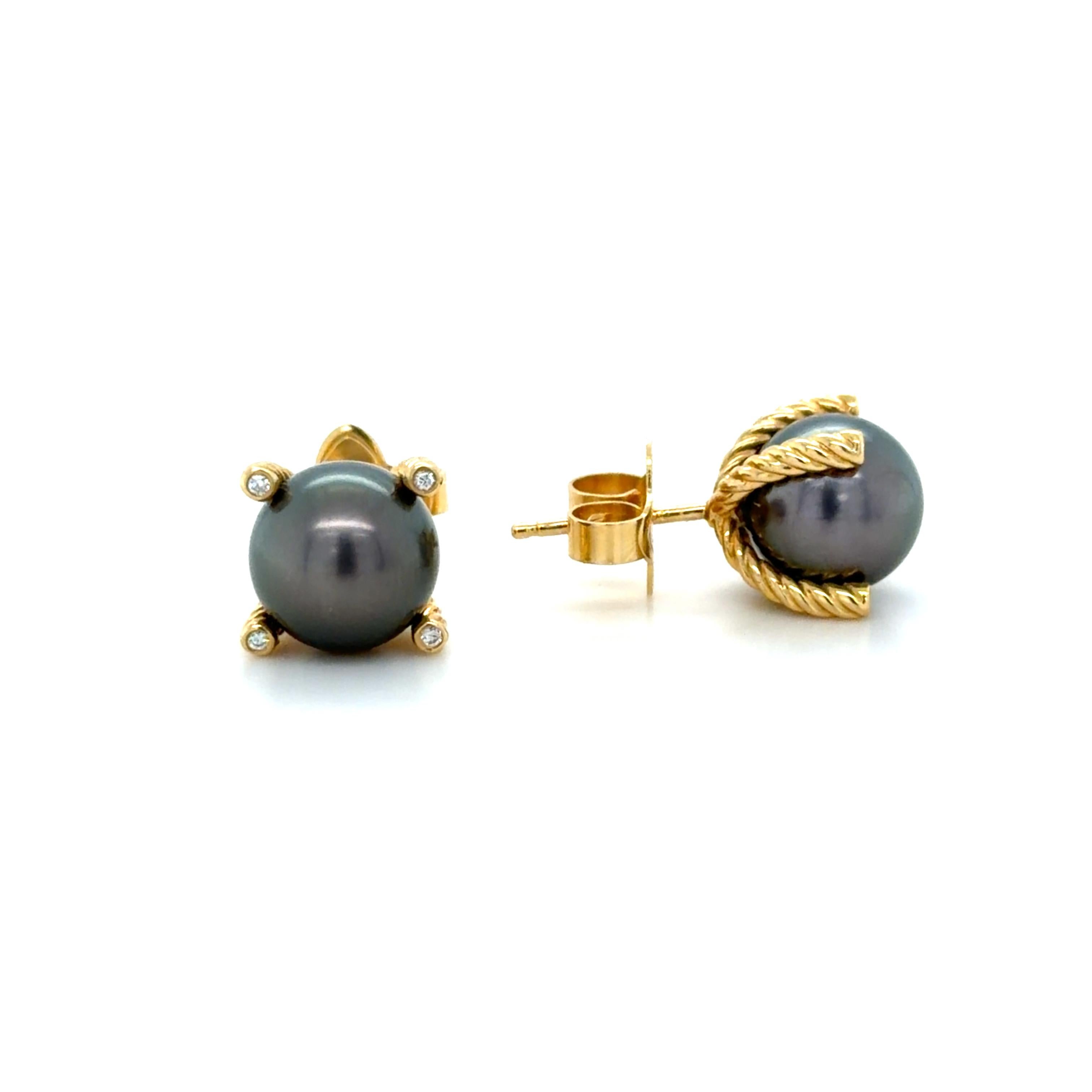 Contemporain David Yurman, Boucles d'oreilles en or jaune 18 carats, perles de Tahiti et diamants en vente