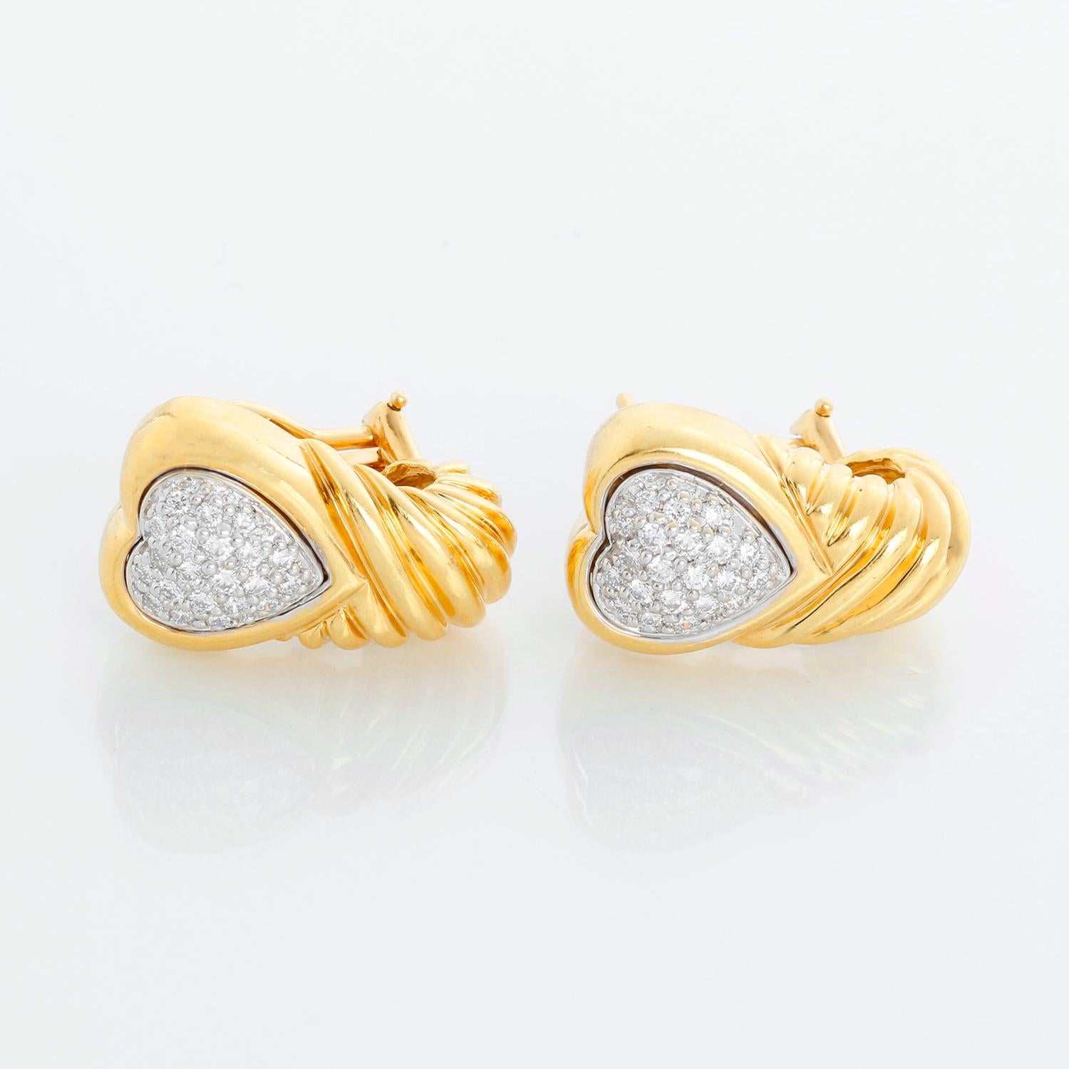David Yurman 18K Solid Gold Pave Diamonds Heart Earrings - Wunderschön pave Diamant Herz ca. 11mmX 10 mm Gesamtkaratgewicht über .8 cst. 
7/8