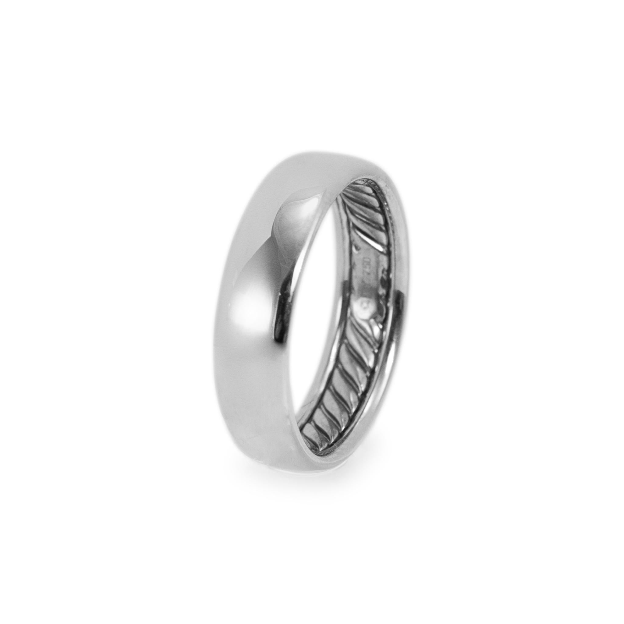 David Yurman 18K White Gold Men’s Dy Classic Band Ring In Excellent Condition In Houston, TX