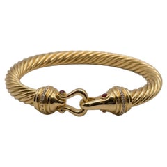 Bracelet rigide à boucle en forme de câble David Yurman en or jaune 18 carats