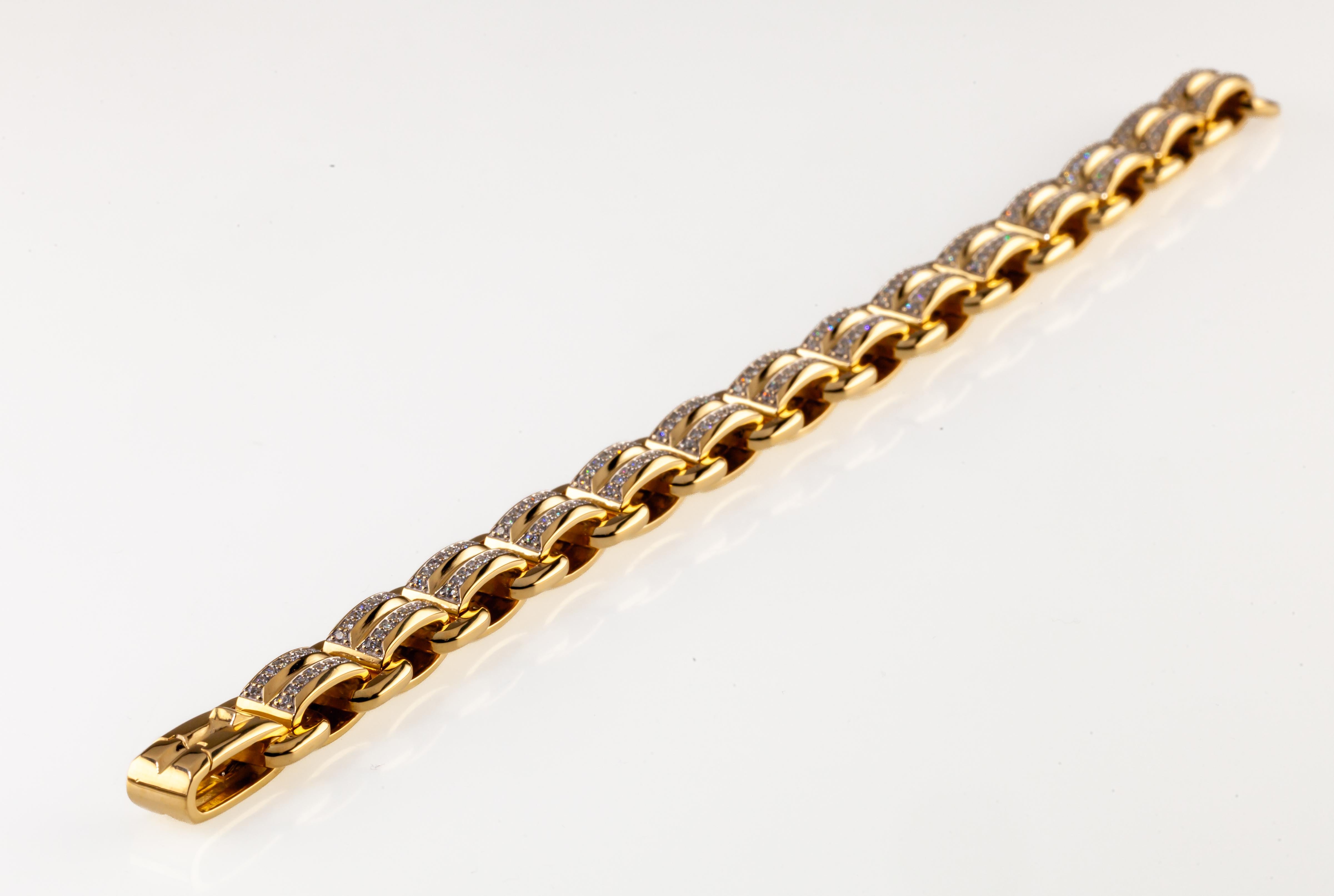 Modern David Yurman 18k Yellow Gold Deco Beveled Link Bracelet Large 1.93 Carats For Sale