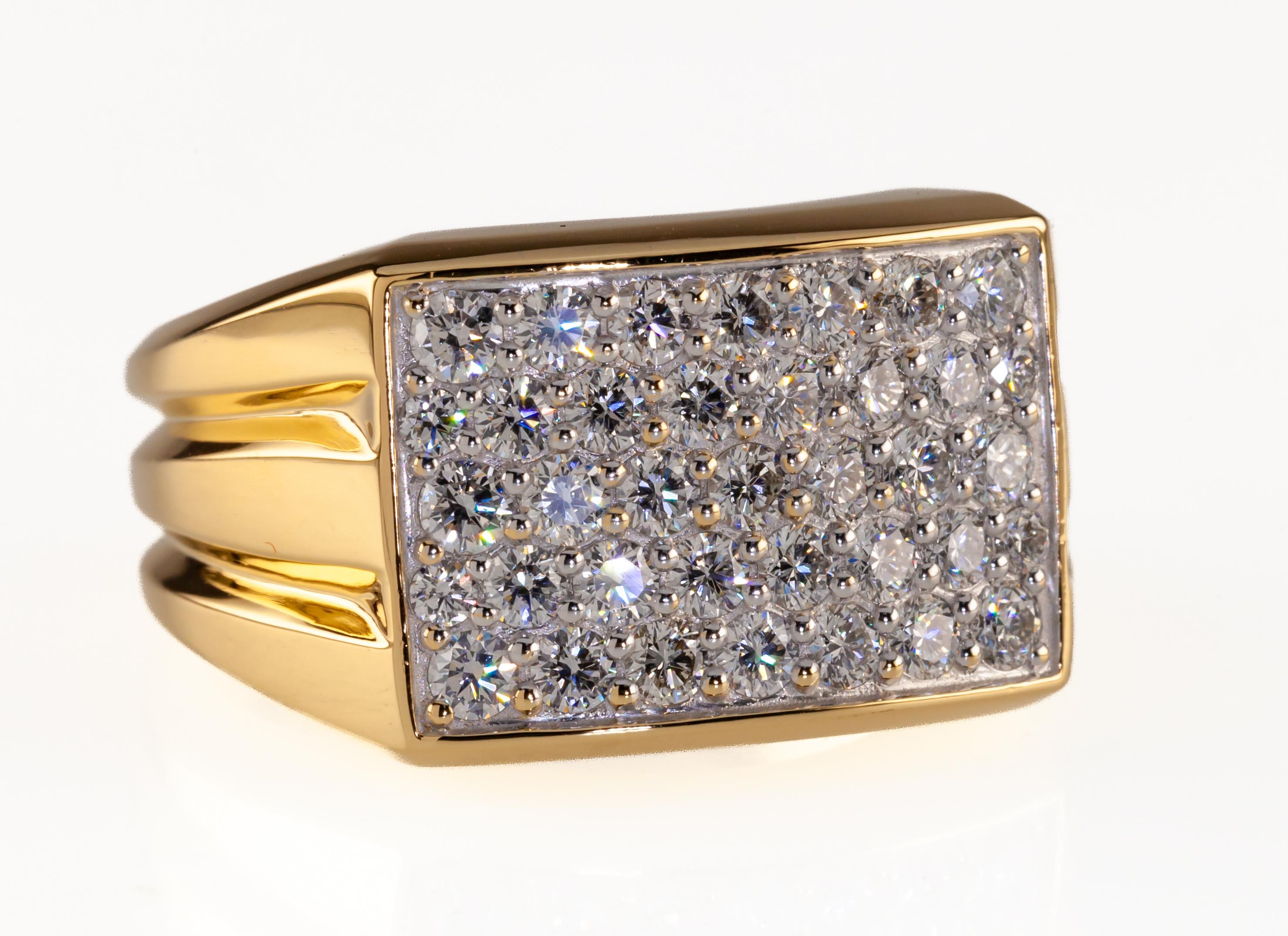 David Yurman 18k Yellow Gold Diamond Deco Beveled Signet Ring Size 11

Gorgeous, Heavy 18k Yellow Gold Diamond Plaque Ring by David Yurman
Deco Beveled Signet Ring
Features Rectangular Plaque of Pave Diamonds
Total Diamond Weight = 2.05