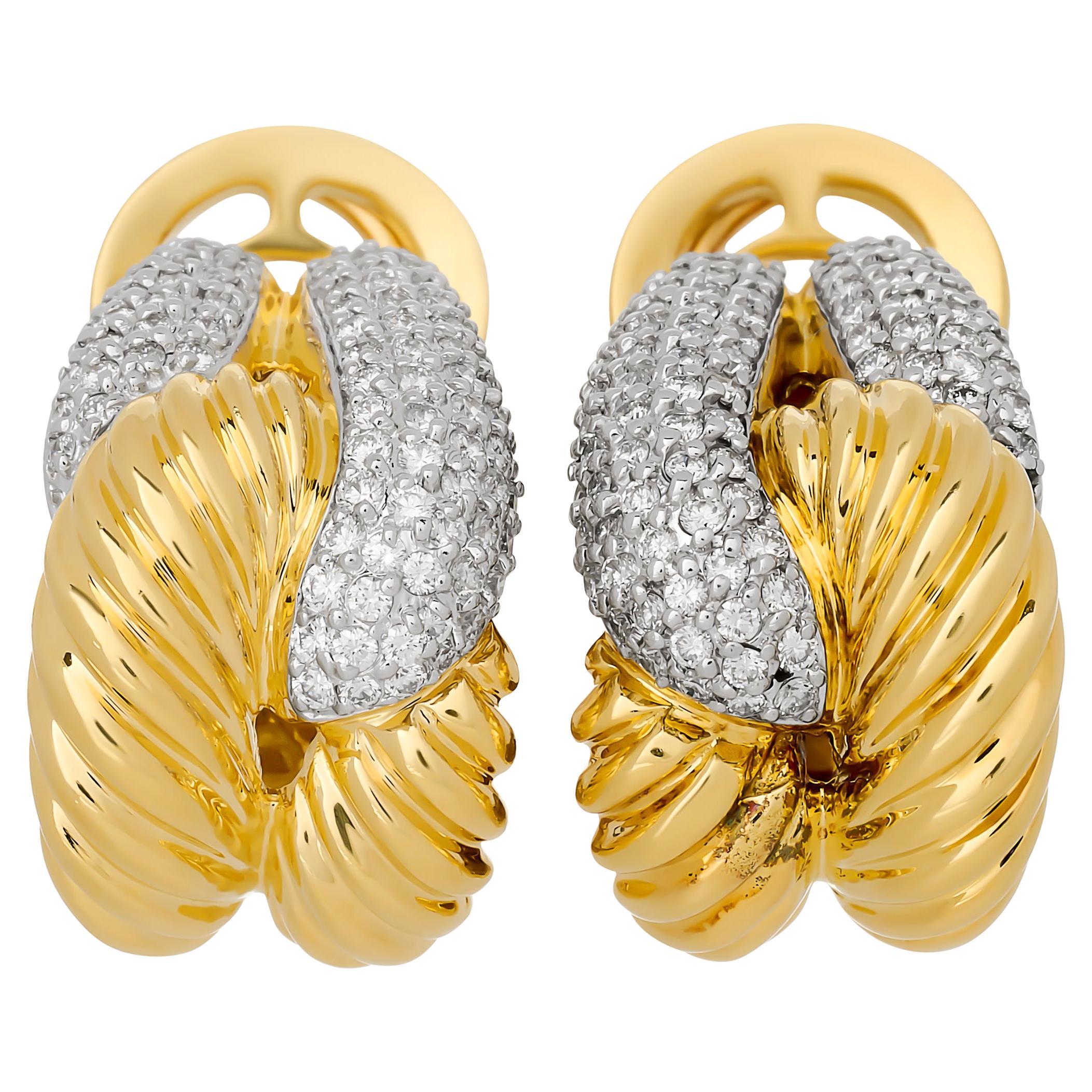 David Yurman 18K Yellow Gold Diamond Interlocking Earrings For Sale