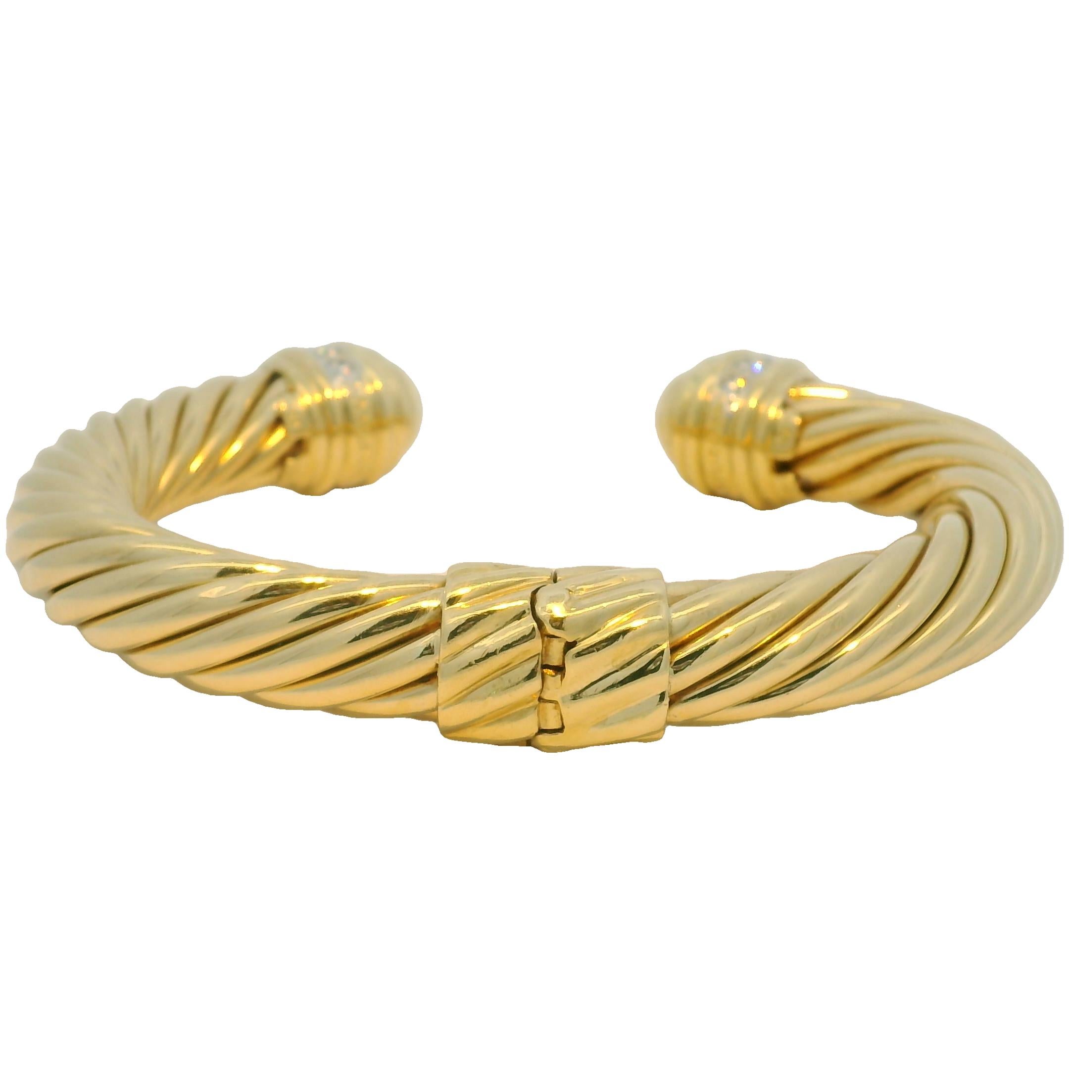 Taille cabochon David Yurman, manchette côtelée en or jaune 18 carats avec grand diamant en vente