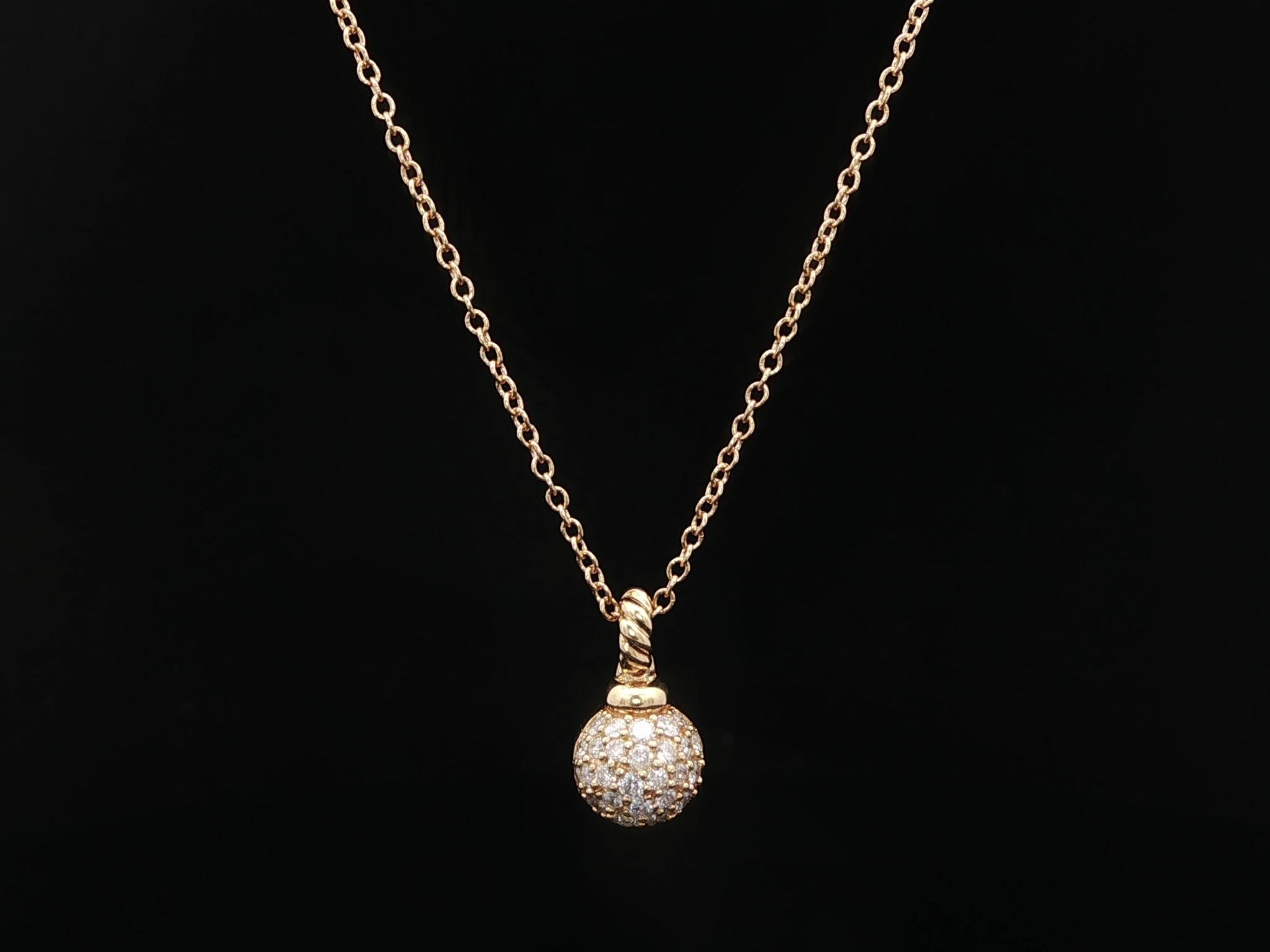 --Stein(e):--
Zahlreiche natürliche, echte Diamanten - runder Brillantschliff - Pave Set - schöne weiße Brillantdiamanten
Karat-Gesamtgewicht: 0,15 (ca.)

MATERIAL: 18k Massiv Gelbgold
Gewicht: 3.06 Gramm
Kettentyp: Kabelglied
Länge der Kette: