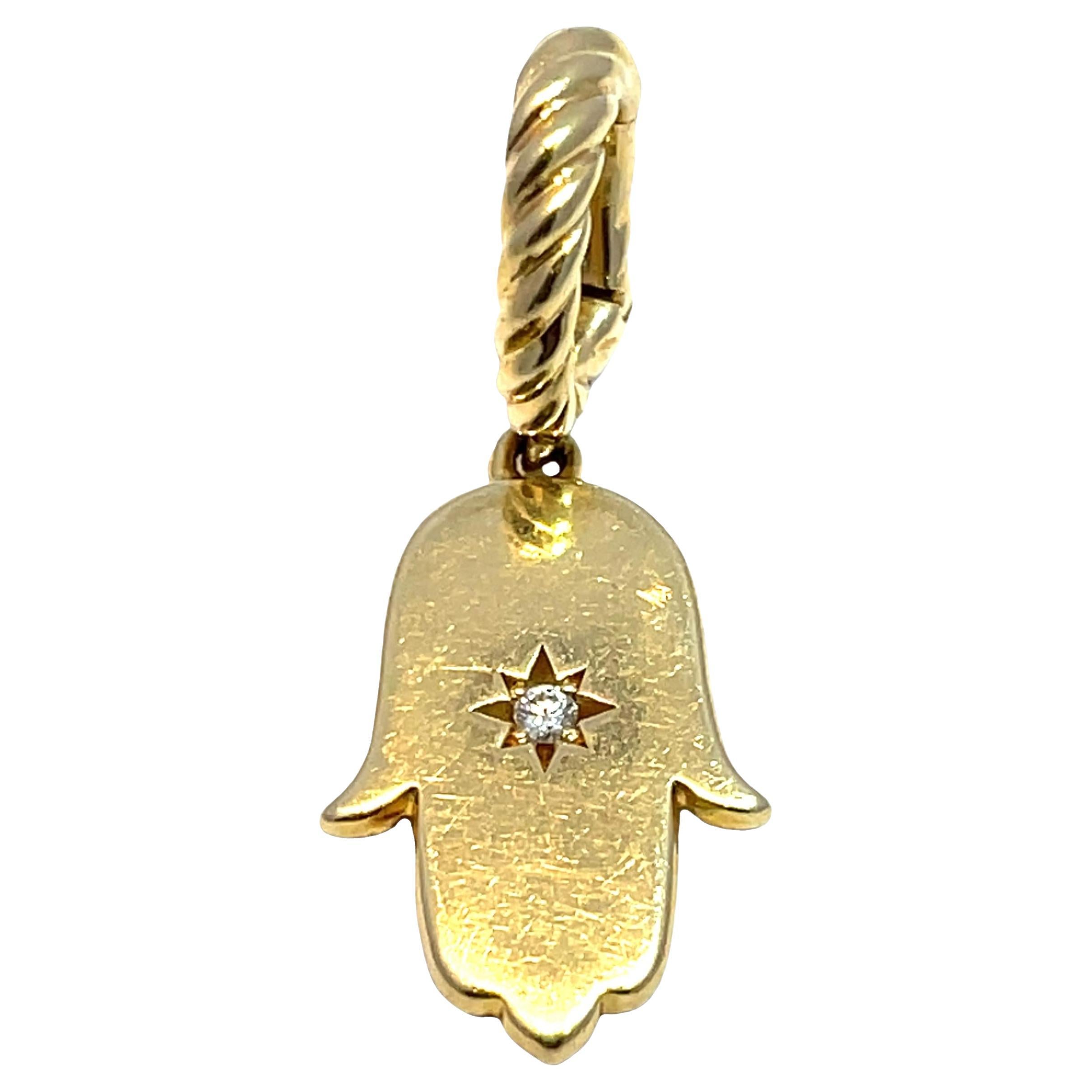 David Yurman 18k Yellow Gold Hamsa Pendant with Diamond Center en vente