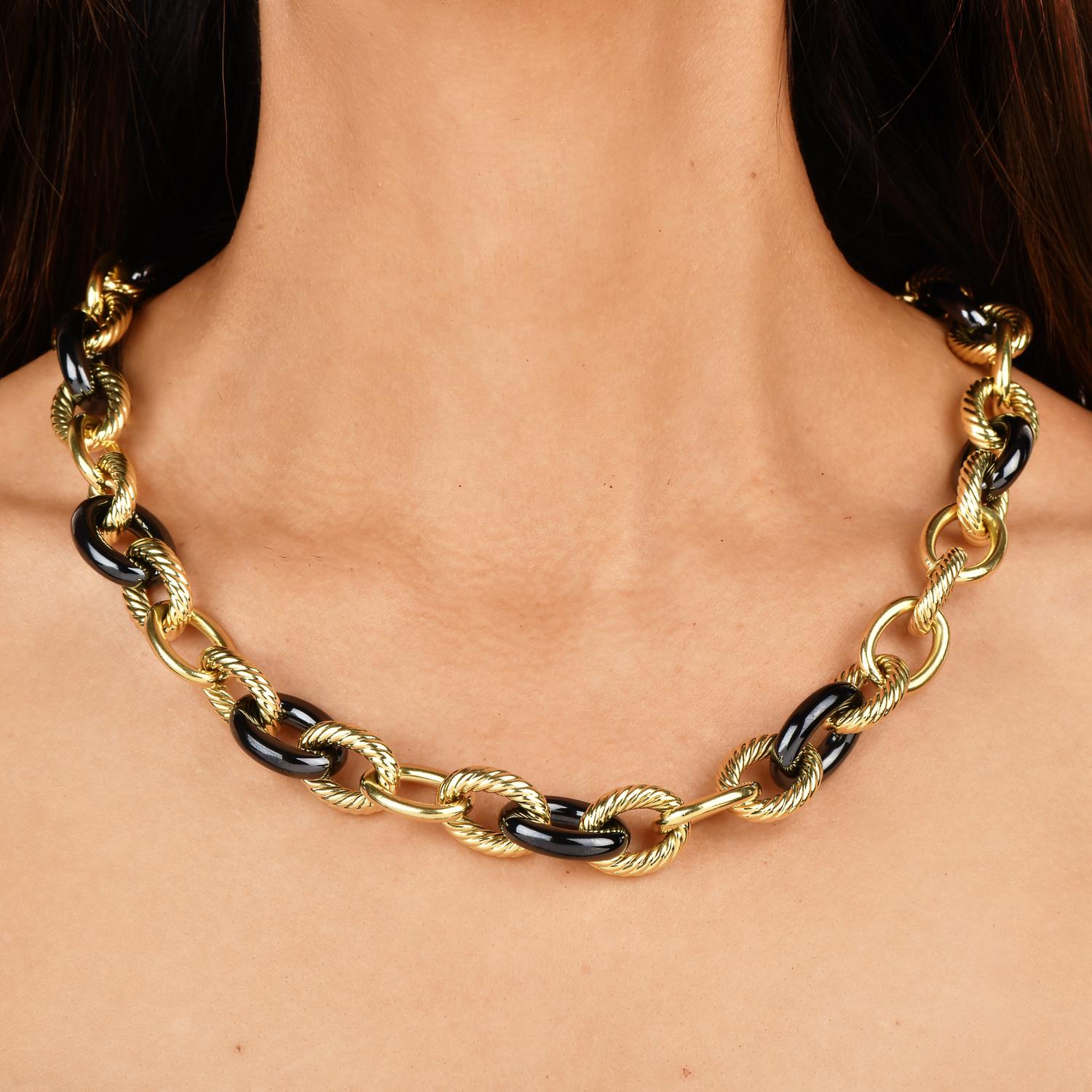 Modern David Yurman 18K Yellow Gold Hematite 17 mm Large Link Chain Necklace For Sale
