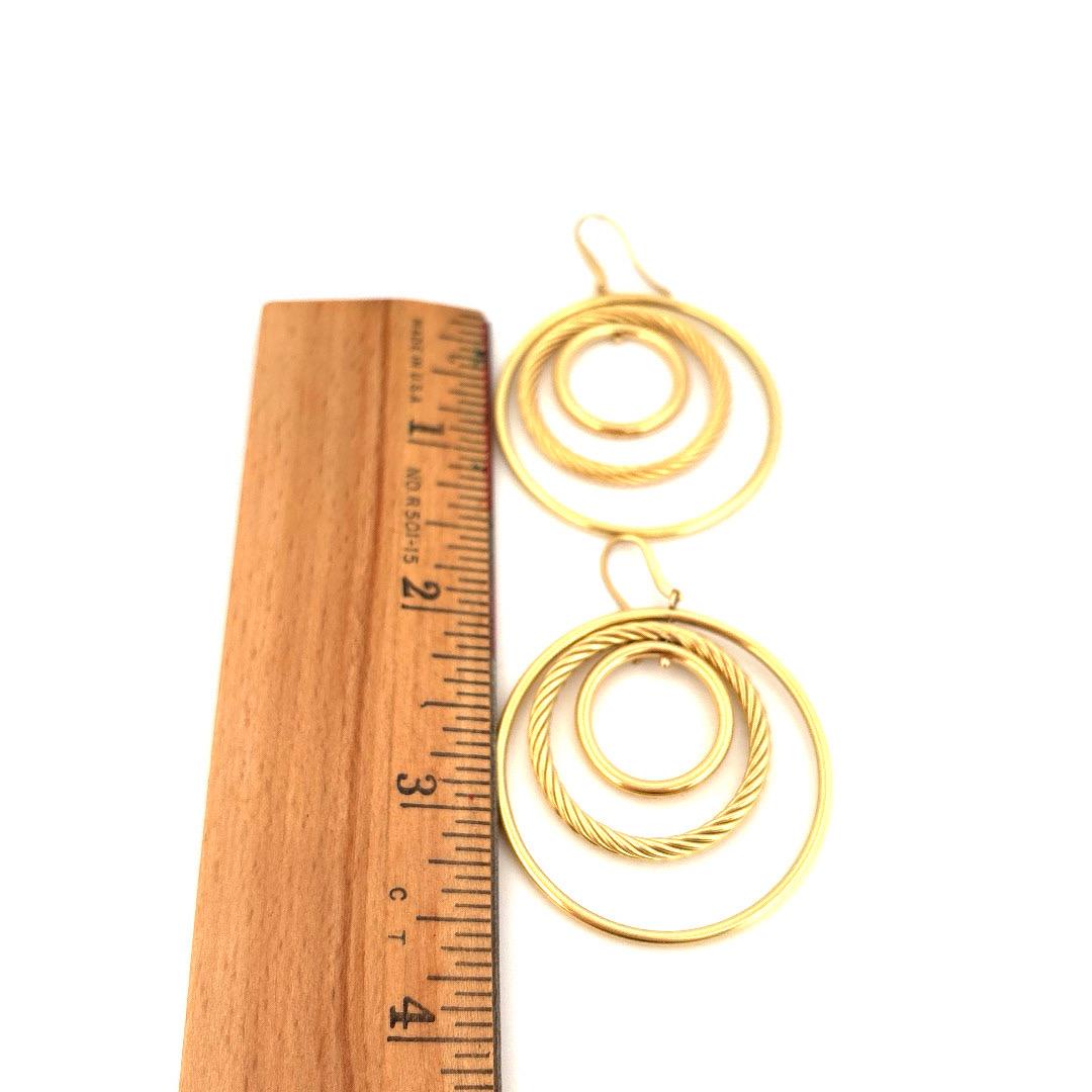 David Yurman Pendientes colgantes de aro muy grande móviles de oro amarillo de 18k en venta 3