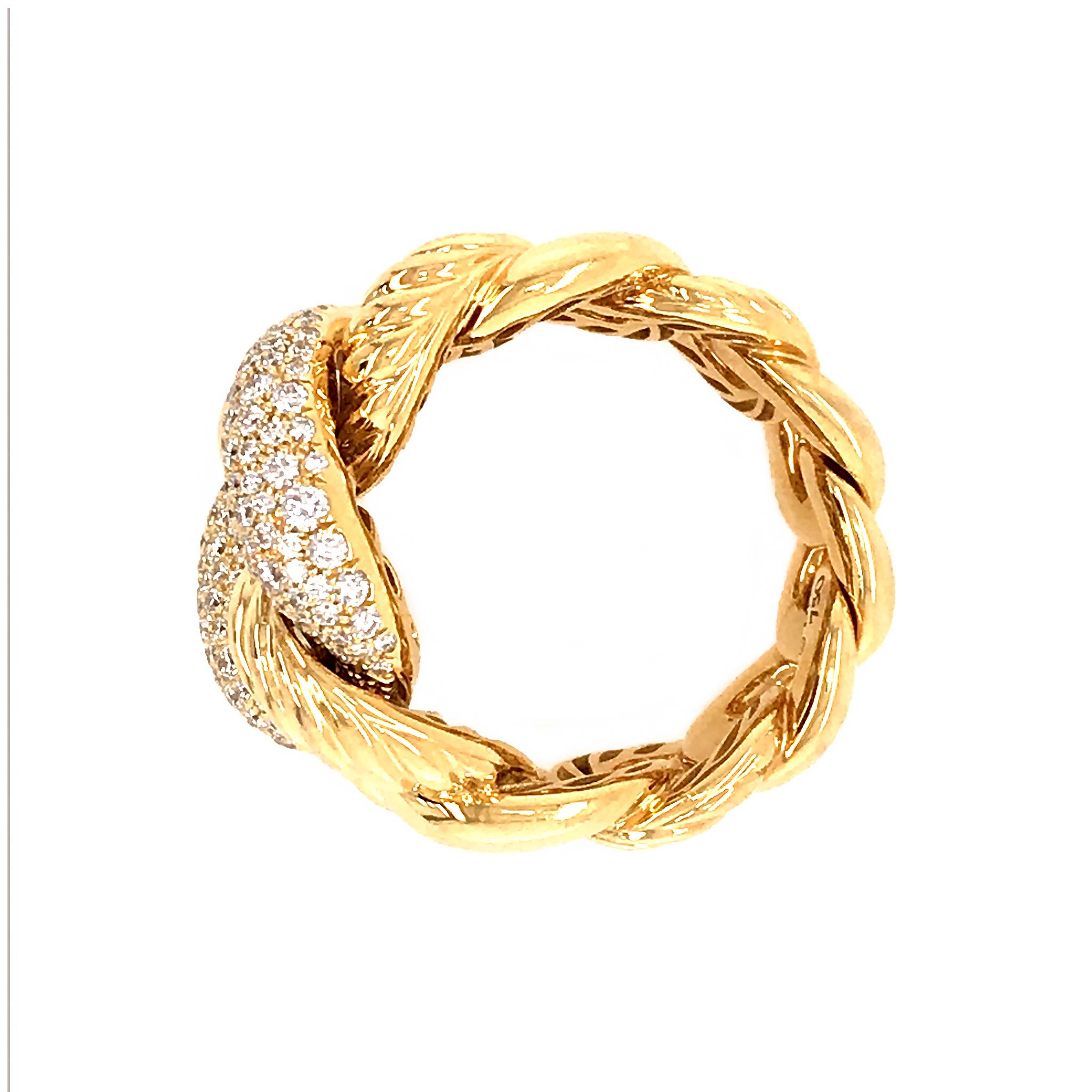 METAL TYPE: 18K Yellow Gold
RING SIZE: 7
STONE WEIGHT: 1.25 ct twd