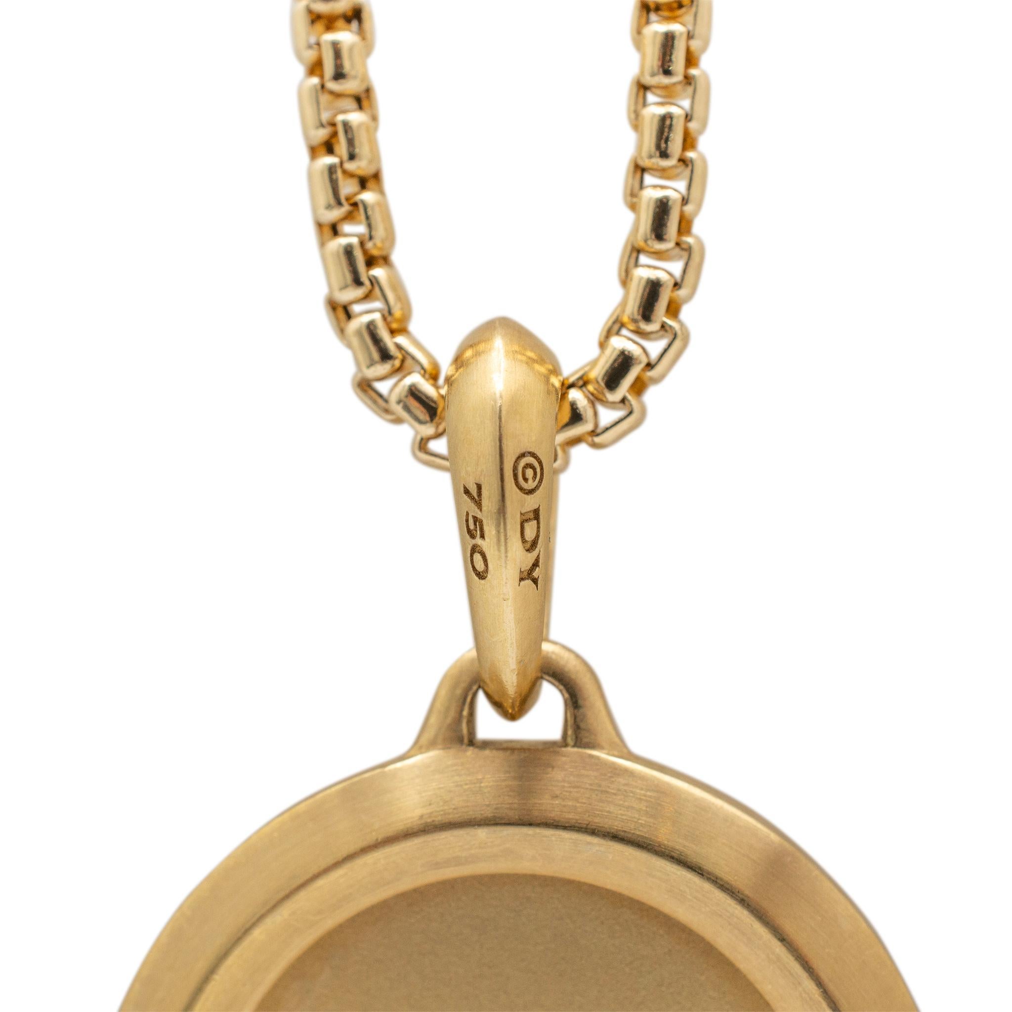 David Yurman, collier pendentif St. Christopher Amulet en or jaune 18 carats et diamants Excellent état à Houston, TX