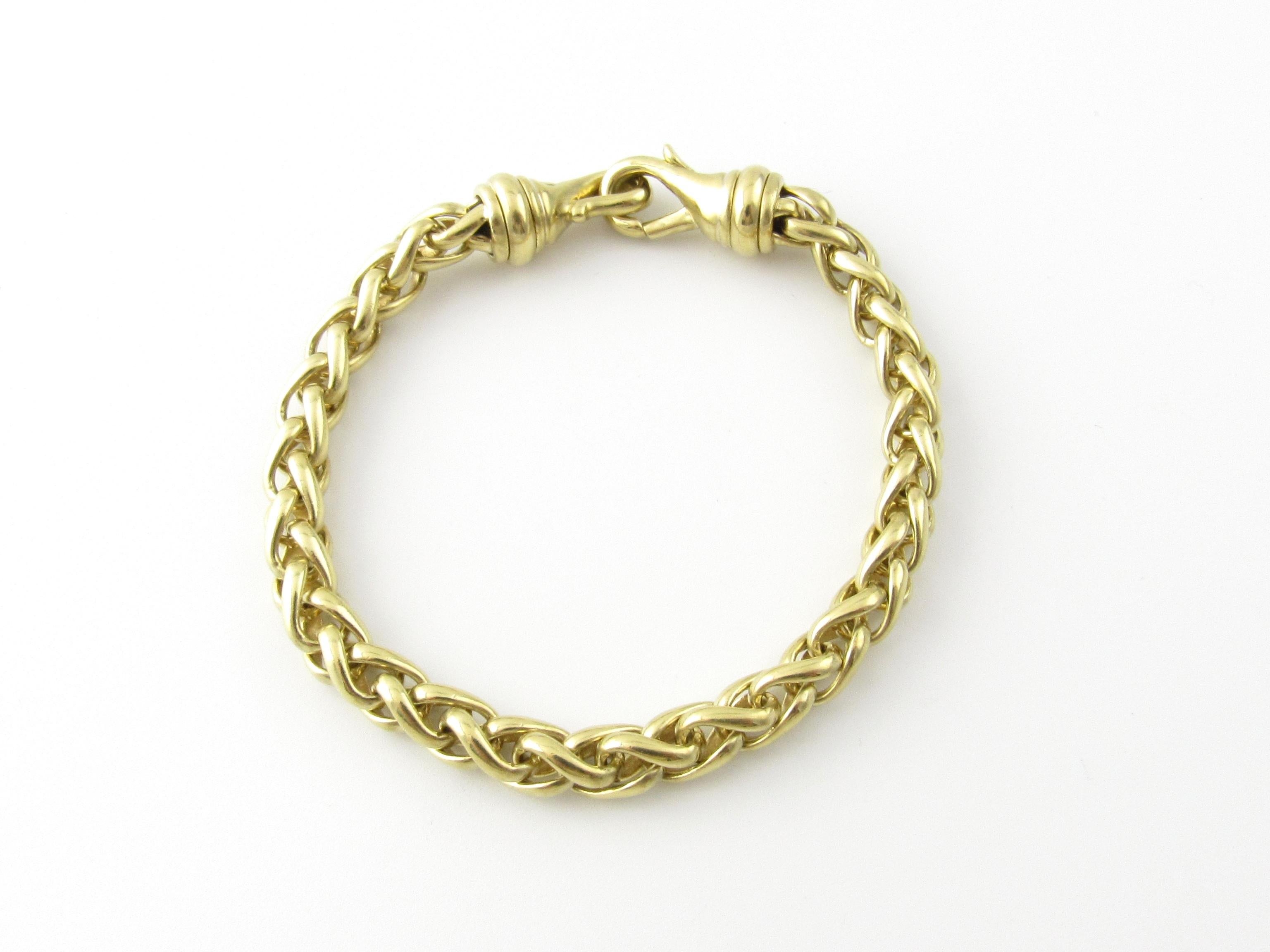 David Yurman 18K Yellow Gold Wheat Chain Bracelet

This authentic David Yurman bracelet is approx. 6.75