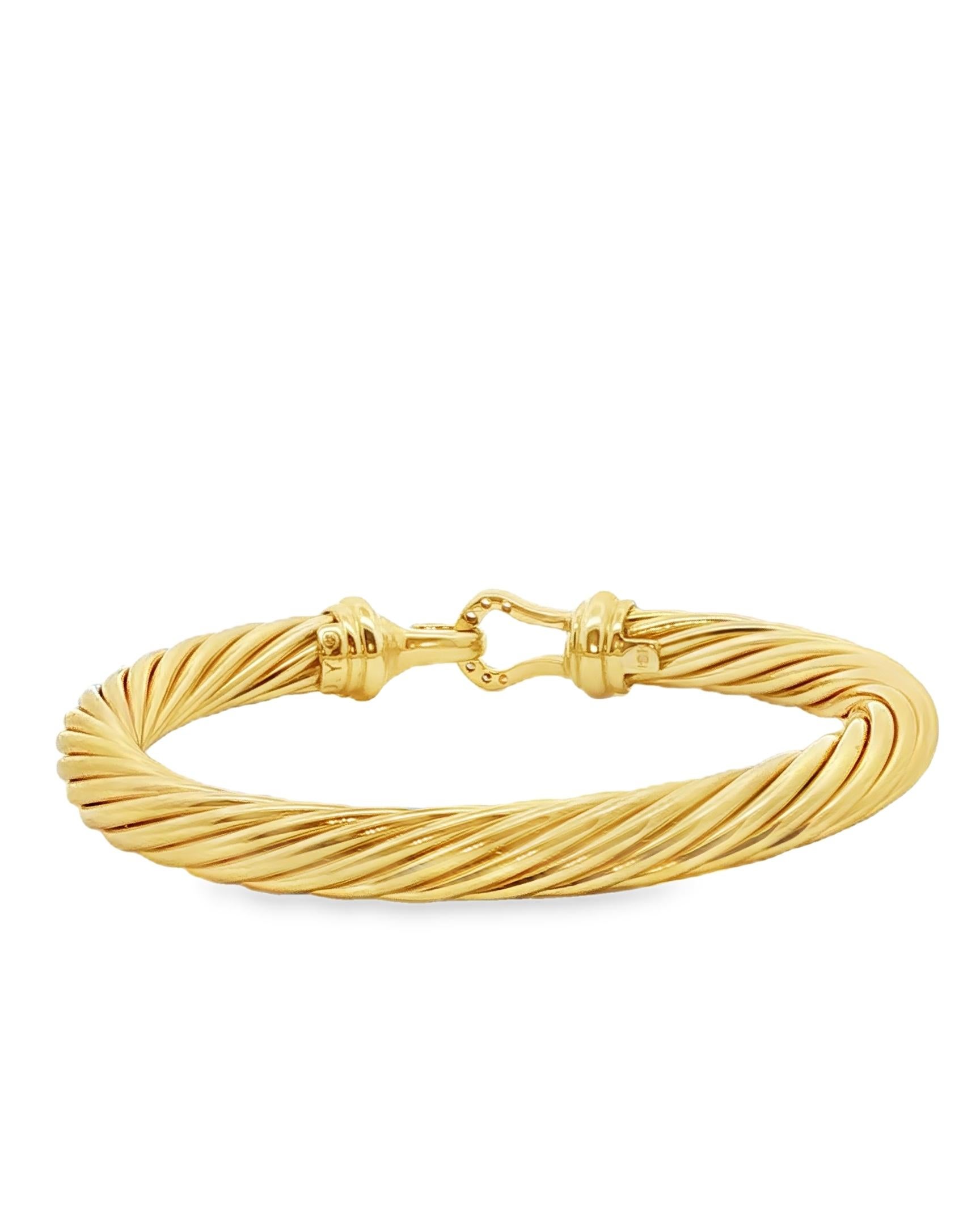 Contemporain David Yurman 18K YG Diamond Cable Bangle Bracelet 7mm 6 1/2 inches en vente