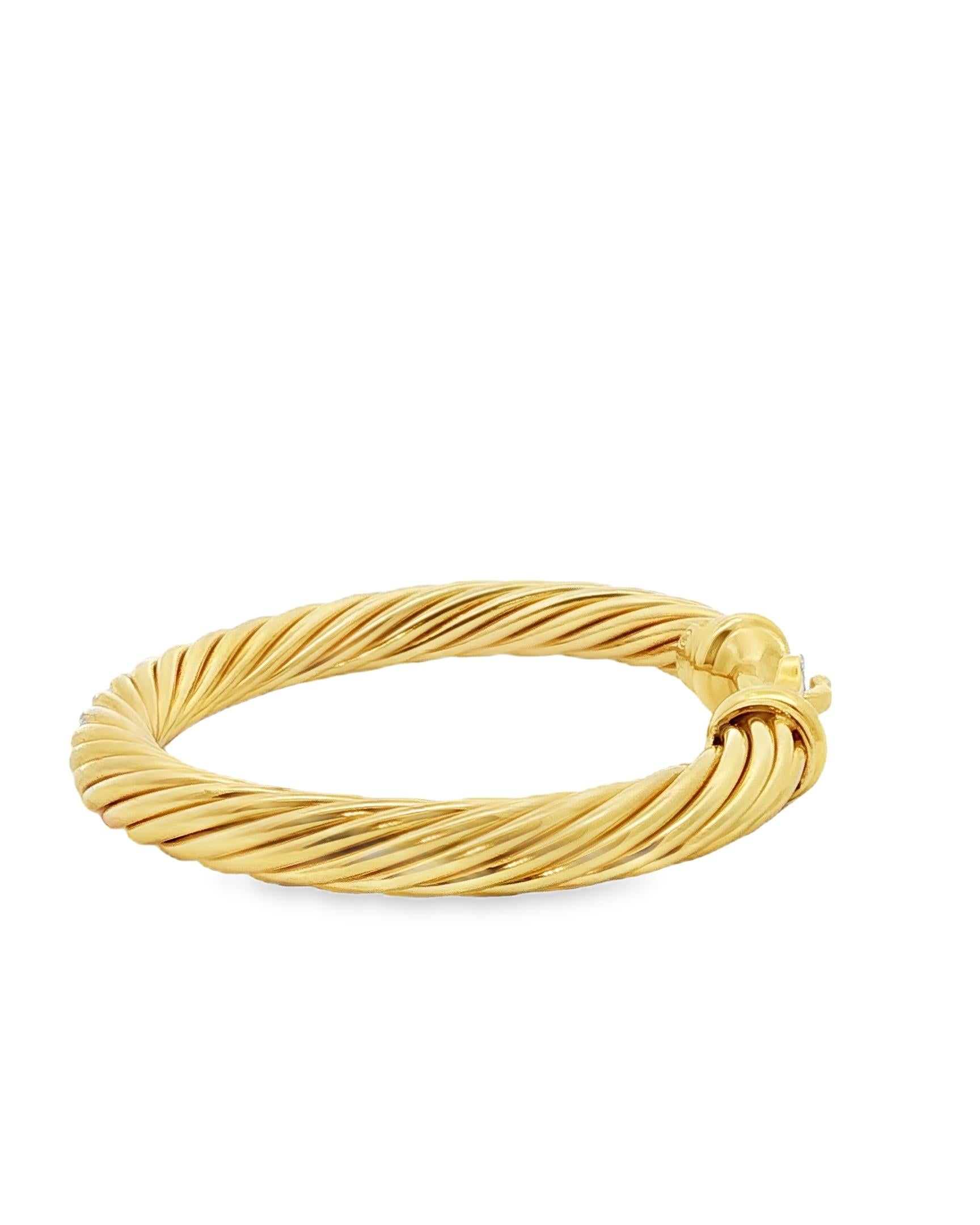 Taille ronde David Yurman 18K YG Diamond Cable Bangle Bracelet 7mm 6 1/2 inches en vente