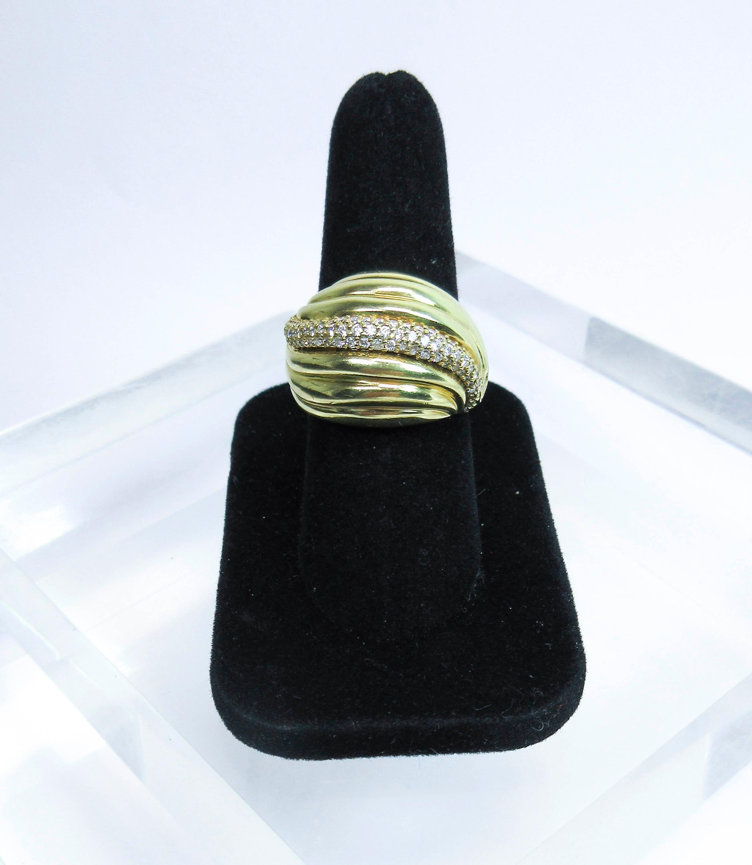 David Yurman 18 Karat Yellow Gold and Diamond Ring In Excellent Condition In Los Angeles, CA
