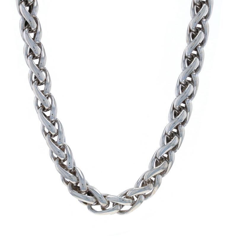 Marca: David Yurman
Diseño:  6mm Trigo

Contenido de metal: Plata de ley y oro amarillo de 14 quilates

Estilo de cadena: Trigo
Estilo de collar: Cadena
Tipo de cierre: Cierre de pinza de langosta

Medidas

Longitud: 17 1/2