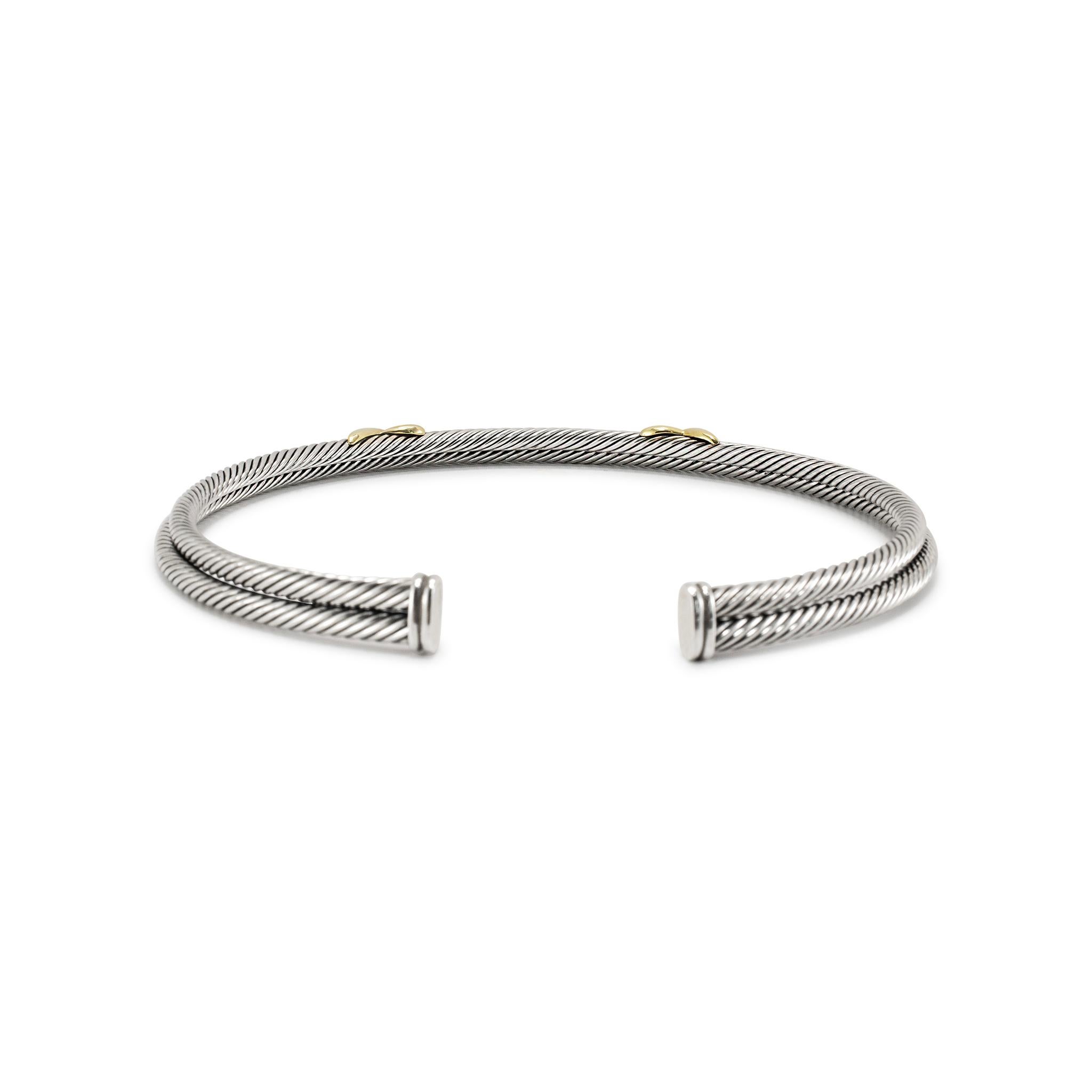 Marchio: David Yurman

Genere: Donna

Tipo di metallo: Argento 925 Oro 14K 

Lunghezza: 16.00 

Larghezza: 11,35 

Peso: 95,50 


Collana da donna David Yurman in oro giallo 14 carati lucido e argento. Inciso con 