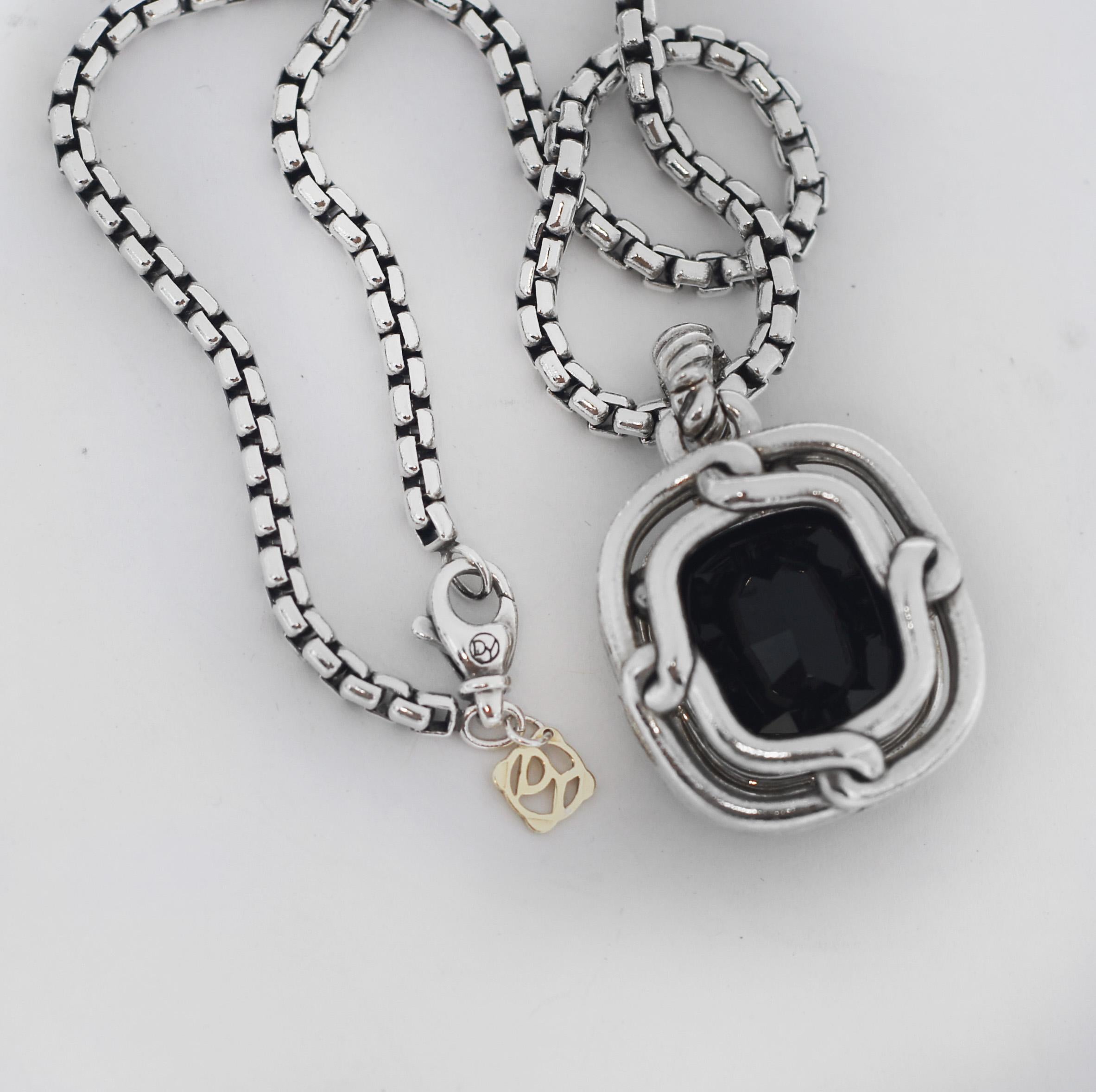 David Yurman 925 Silber-Labyrinth-Onyx- und Diamant-Halskette im Zustand „Gut“ im Angebot in San Fernando, CA