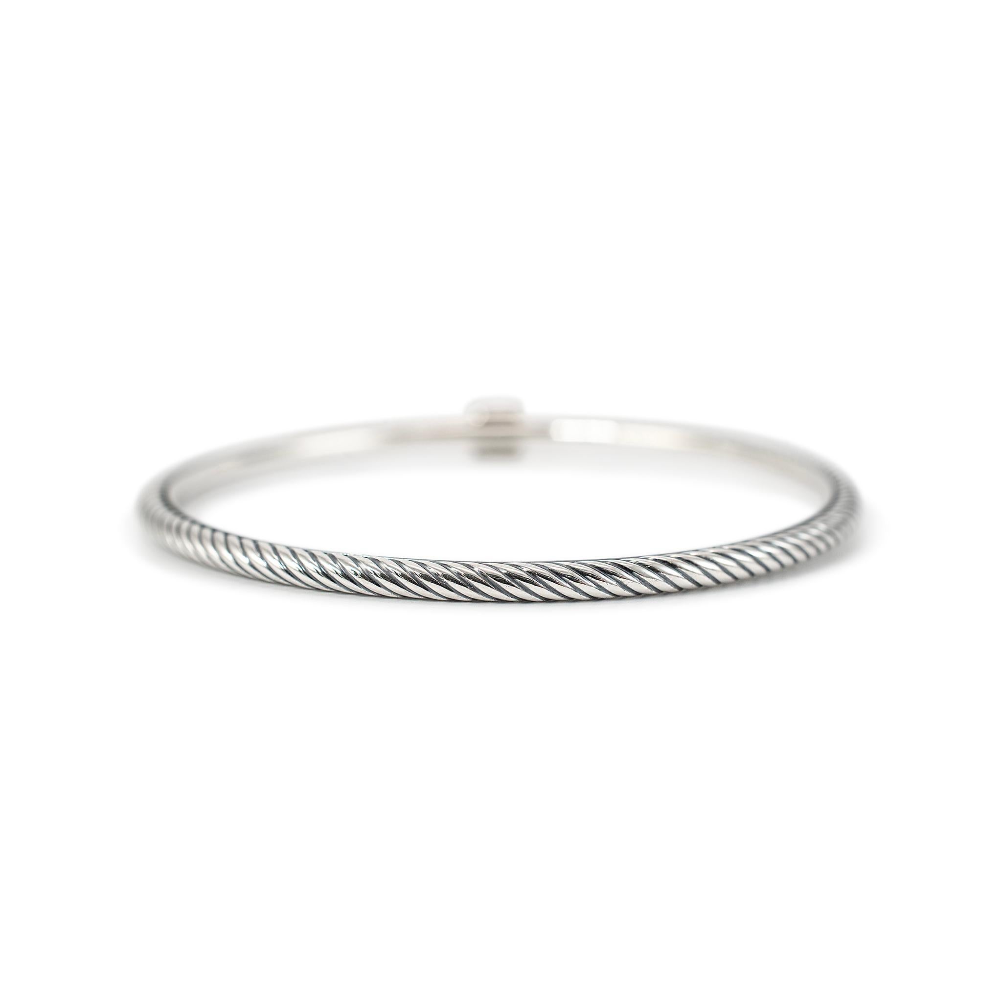 David Yurman 925 Sterling Silber Konfetti Pave Diamant Kabel-Armreif Armband im Zustand „Hervorragend“ in Houston, TX