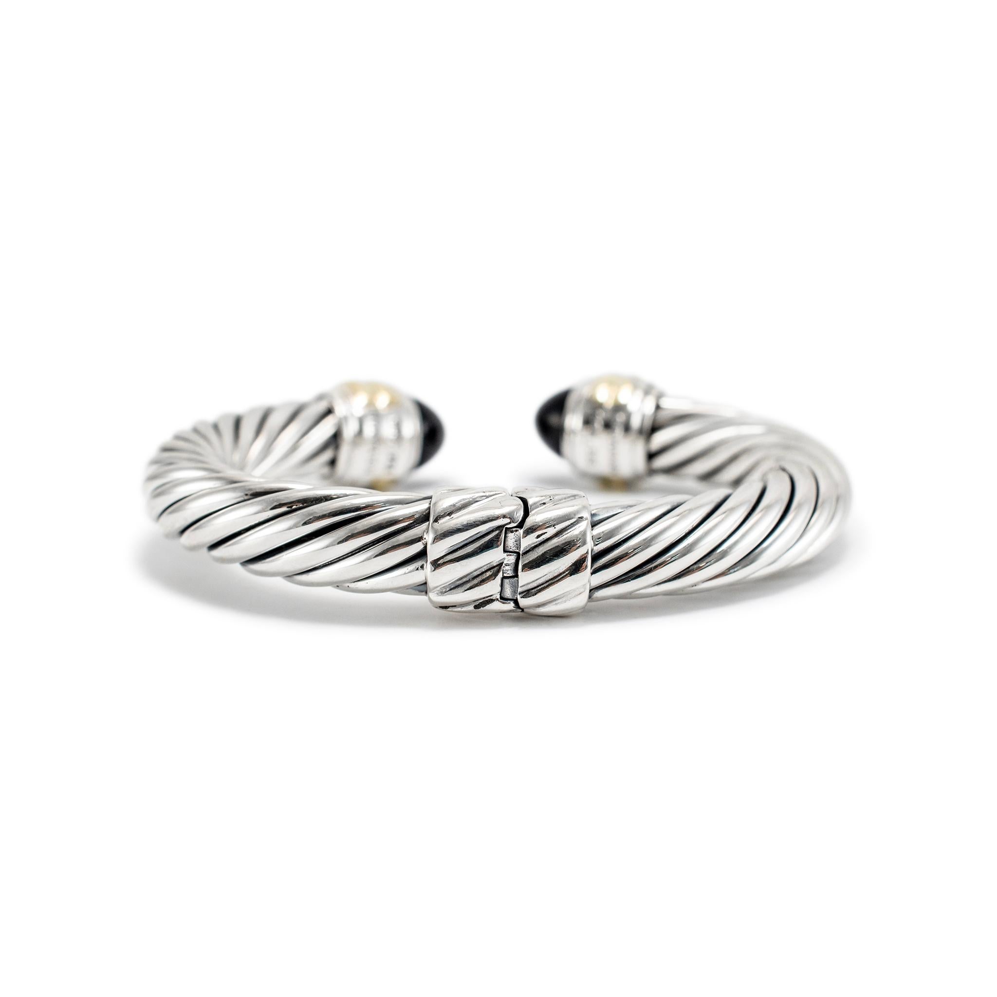 David Yurman 925 Sterling Silver Yellow Gold Onyx Classic Cable Cuff Bracelet In Excellent Condition In Houston, TX