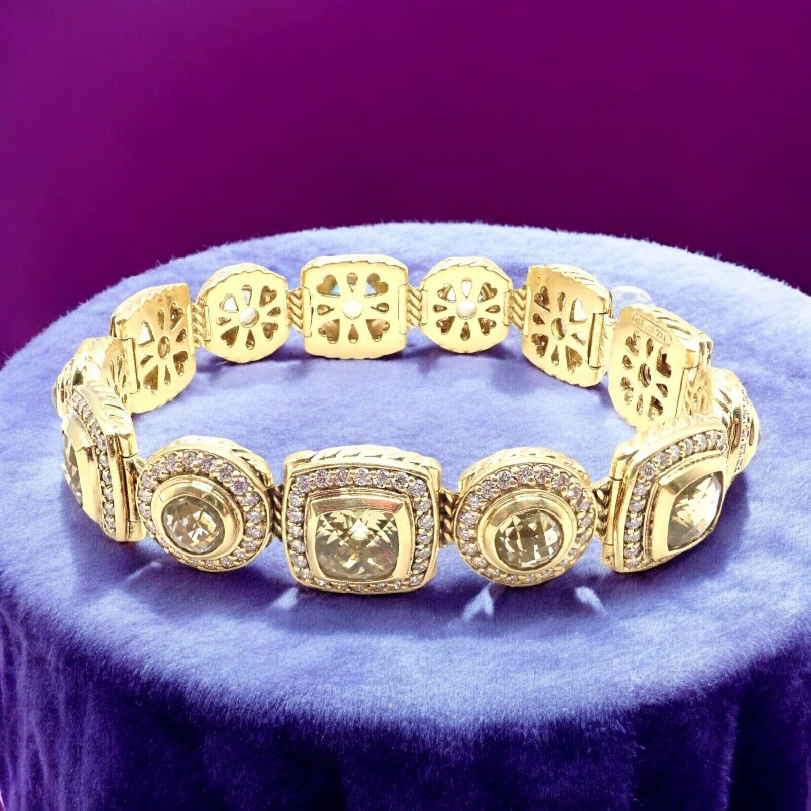 Bracelet Albion en or jaune 18k, diamant Citron Citrine, David Yurman.
Le bracelet David Yurman Albion en or jaune 18k et diamant Lemon Citrine est une pièce luxueuse composée de pierres précieuses citrine et de diamants étincelants sertis dans de