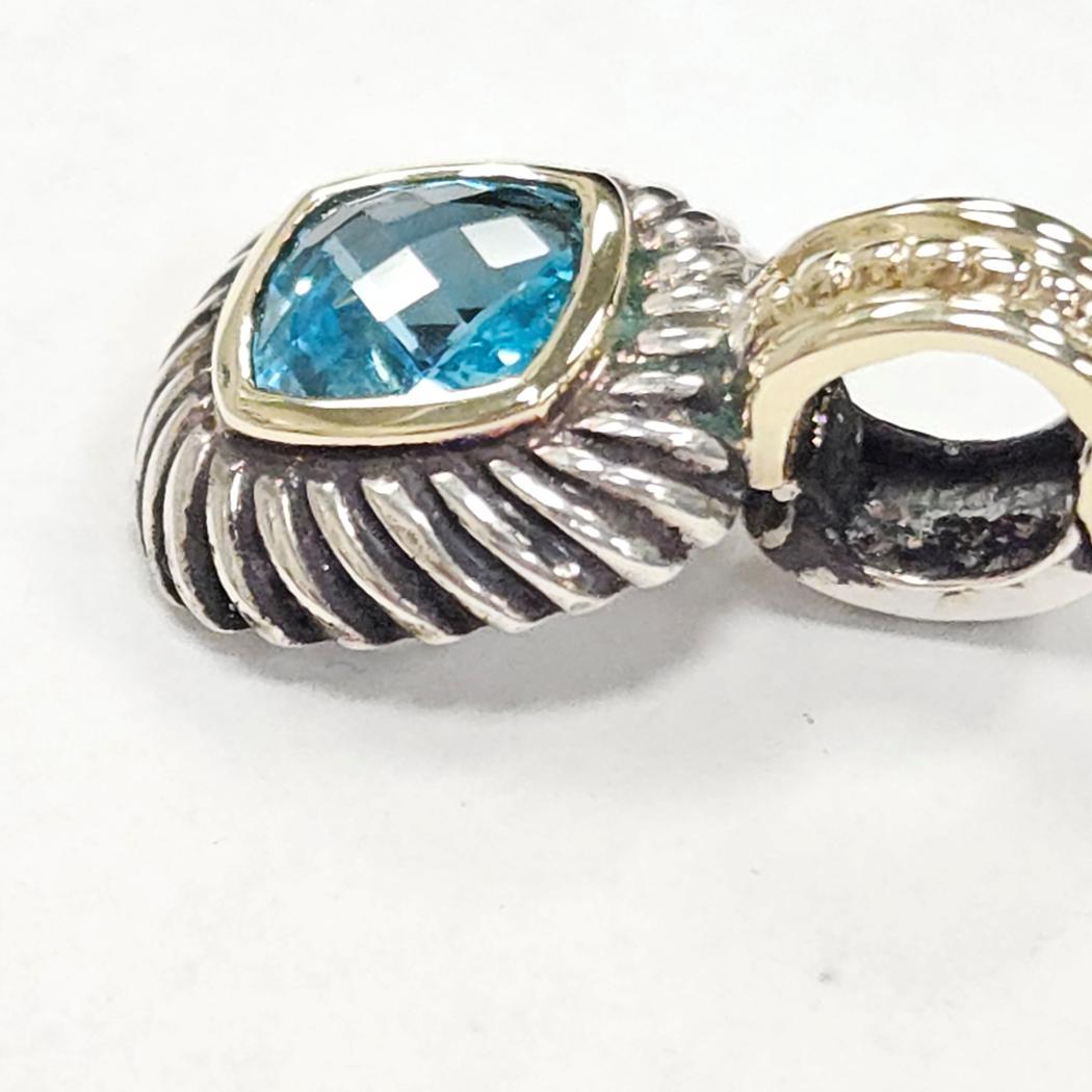 Taglio cuscino David Yurman - Ciondolo Albion - Topazio blu, argento e oro 14K in vendita