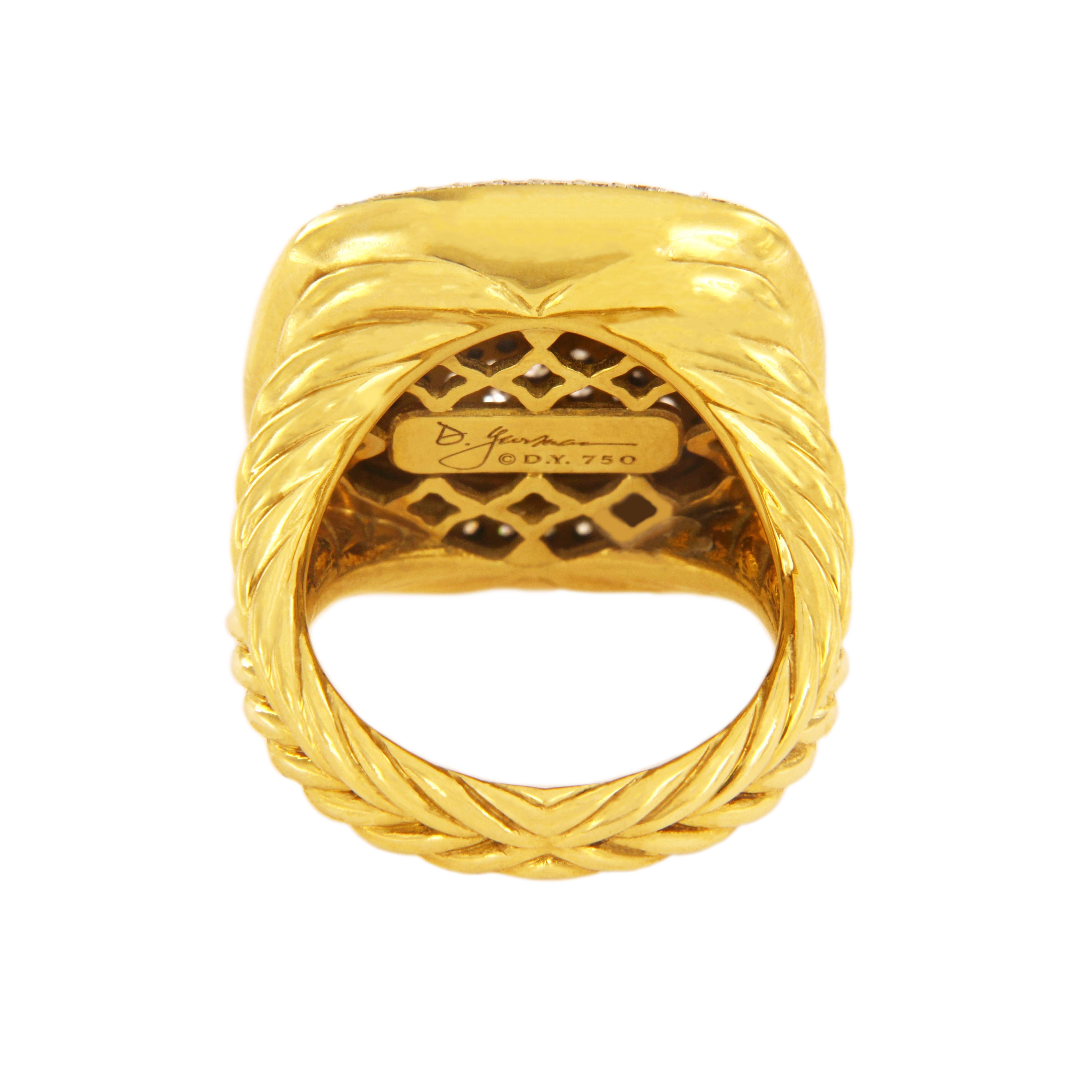 David Yurman Albion Ring with Diamonds in 18 Karat Gold In Excellent Condition In New York, NY