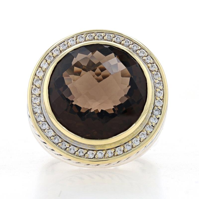 Taille : 9

Marque : David Yurman
Collectional : Albion

Contenu du métal : Argent sterling et or jaune 18k

Informations sur les pierres
Quartz fumé naturel
Coupe : Rond en damier
Couleur : marron

Diamants naturels
Carat(s) : .60ctw
Coupe :